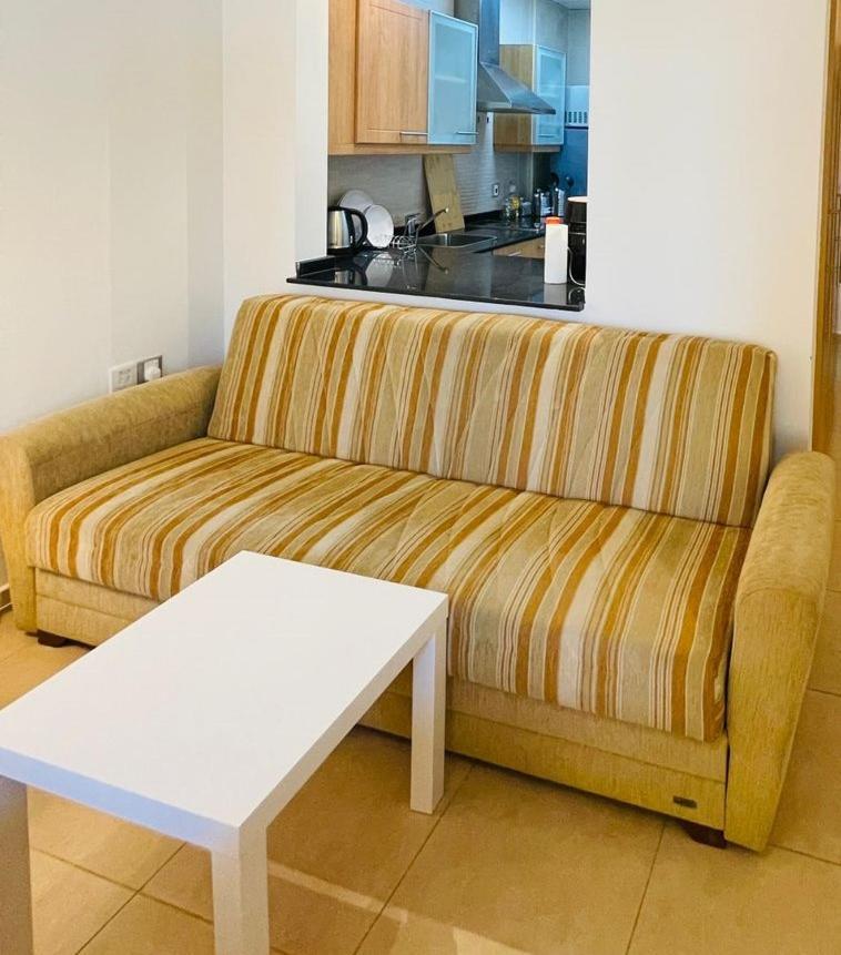 In Marina Near Dmcc Metro Zumurud Tower Apartment Dubai