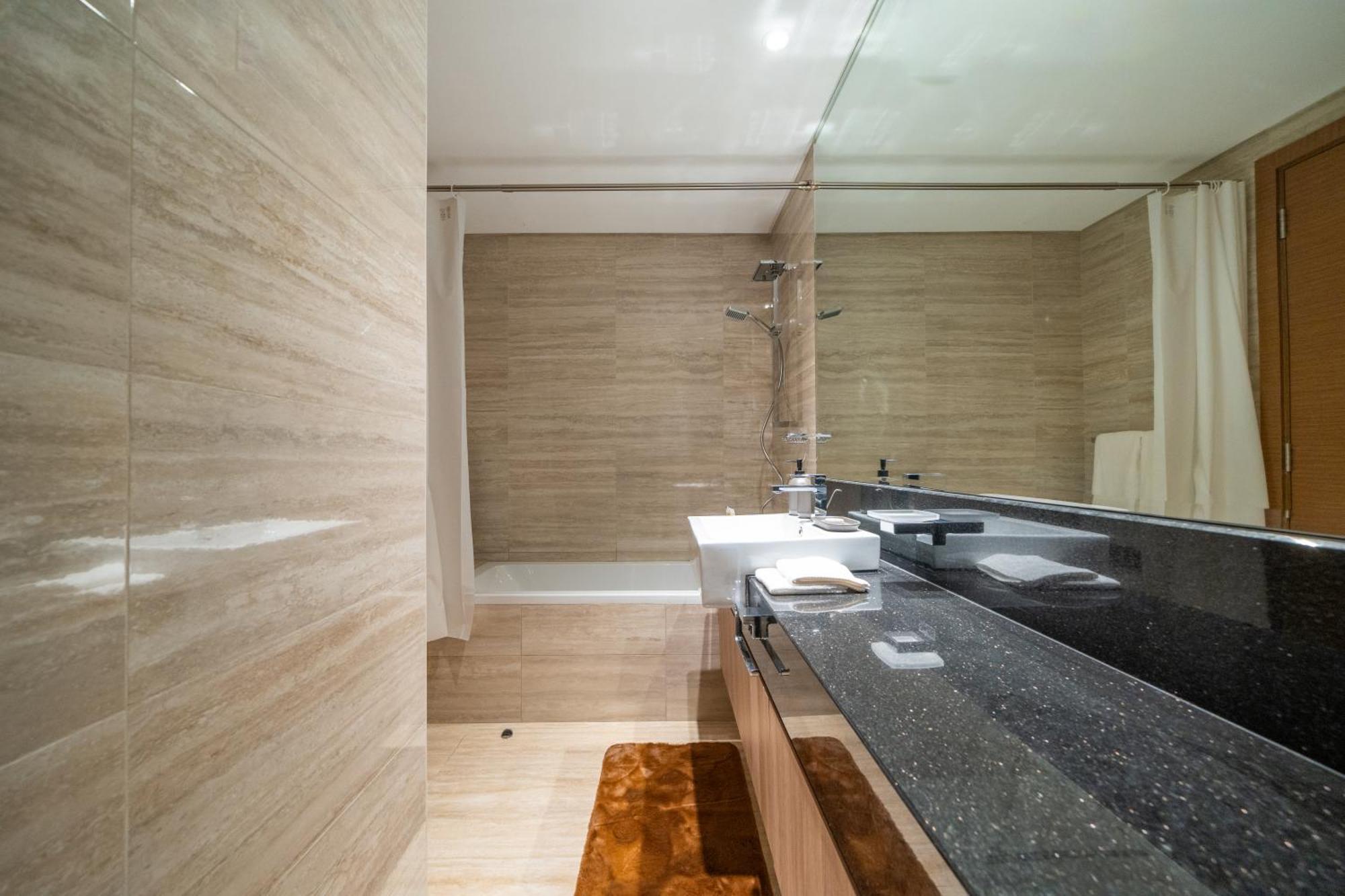 Sleek And Stylish 1-br Missoni Fully Furnished Apartment Dubai