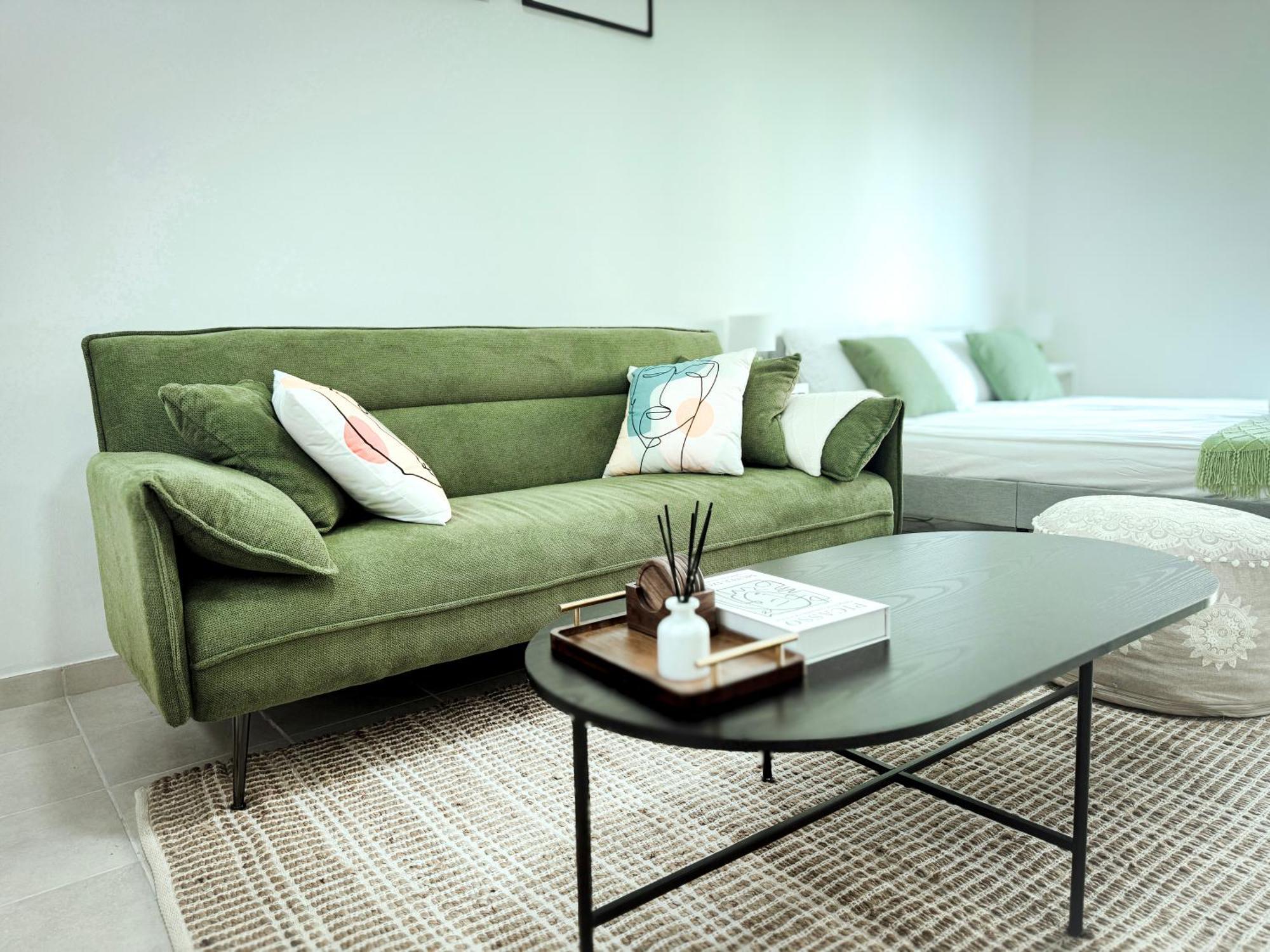 Luxury - Discovery Gardens, 10 Minutes Drive To Marina Apartment *