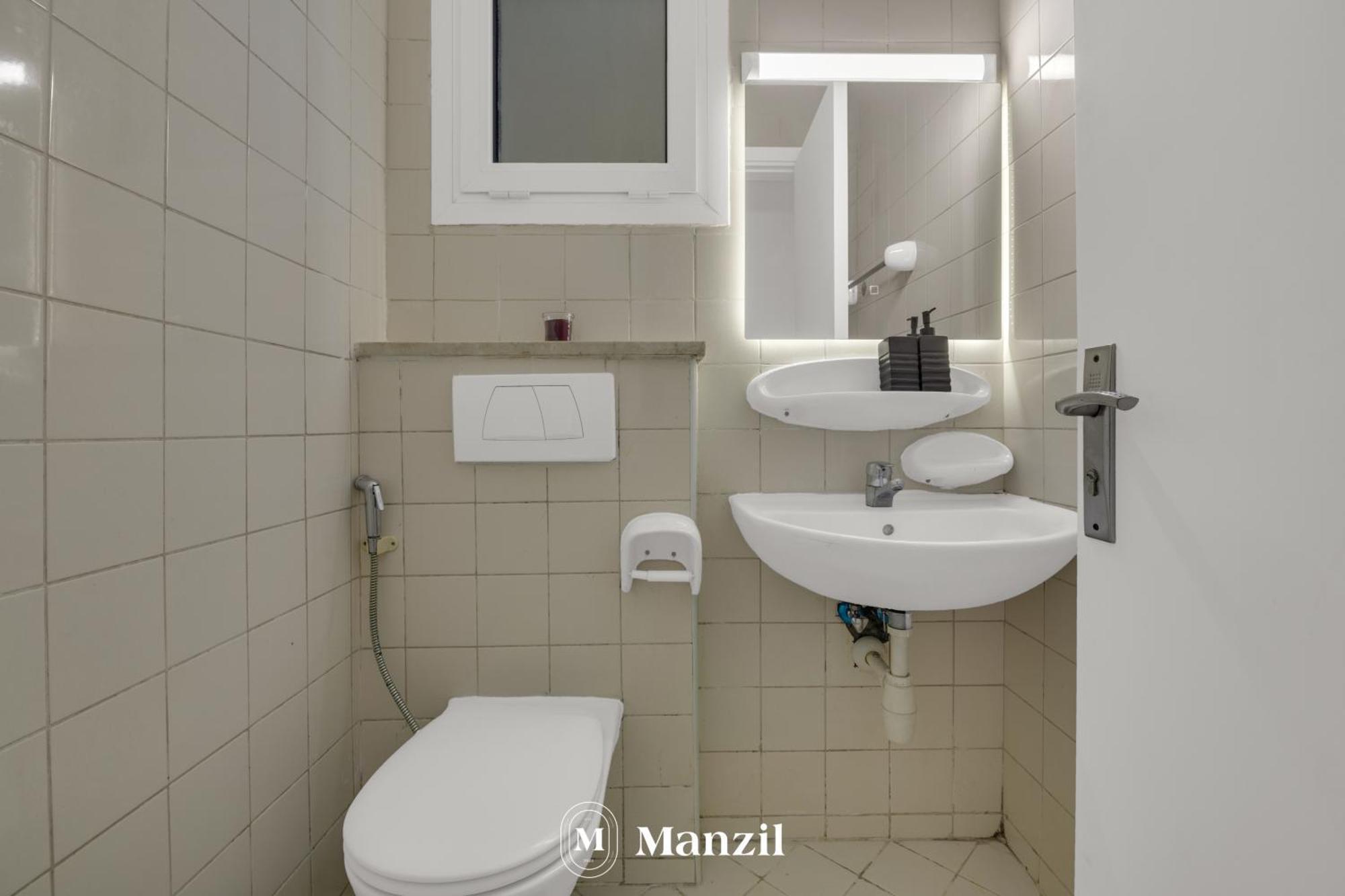 1br In Jlt 2km To Jbr & Blue Waters
