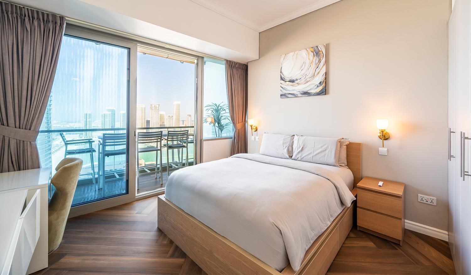 Apartment 160m2 Modern 2-bedrooms With Fantastic Views Dubai
