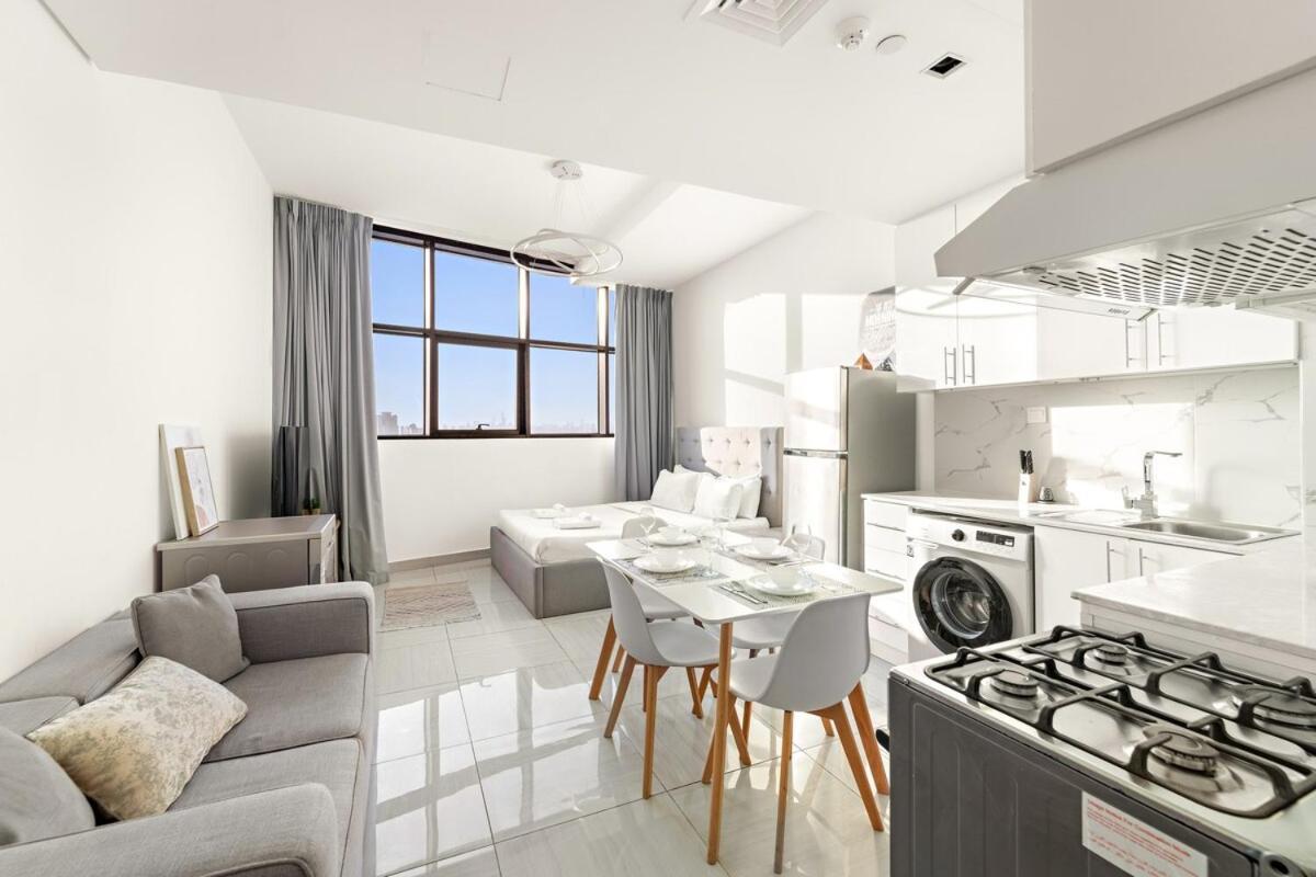 Apartment First Class Cozy & Luxurious Retreat Dubai