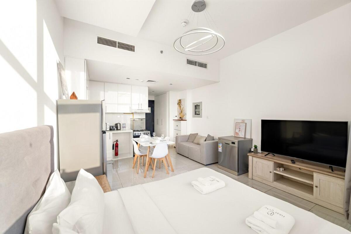 First Class Cozy & Luxurious Retreat Dubai