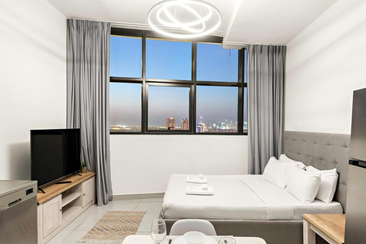 First Class Cozy & Luxurious Retreat Apartment Dubai