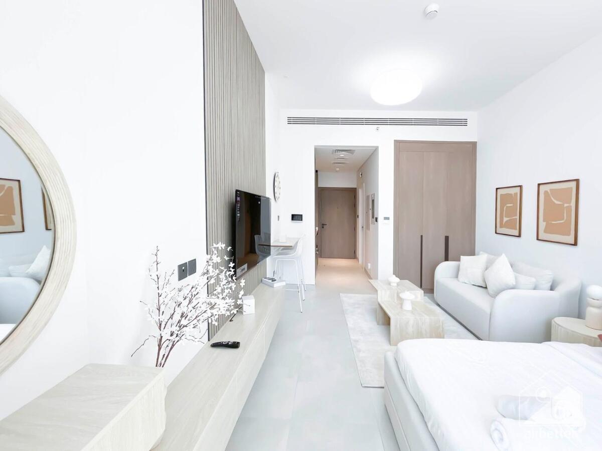 Luxurious In Arjan With Balcony & Views *