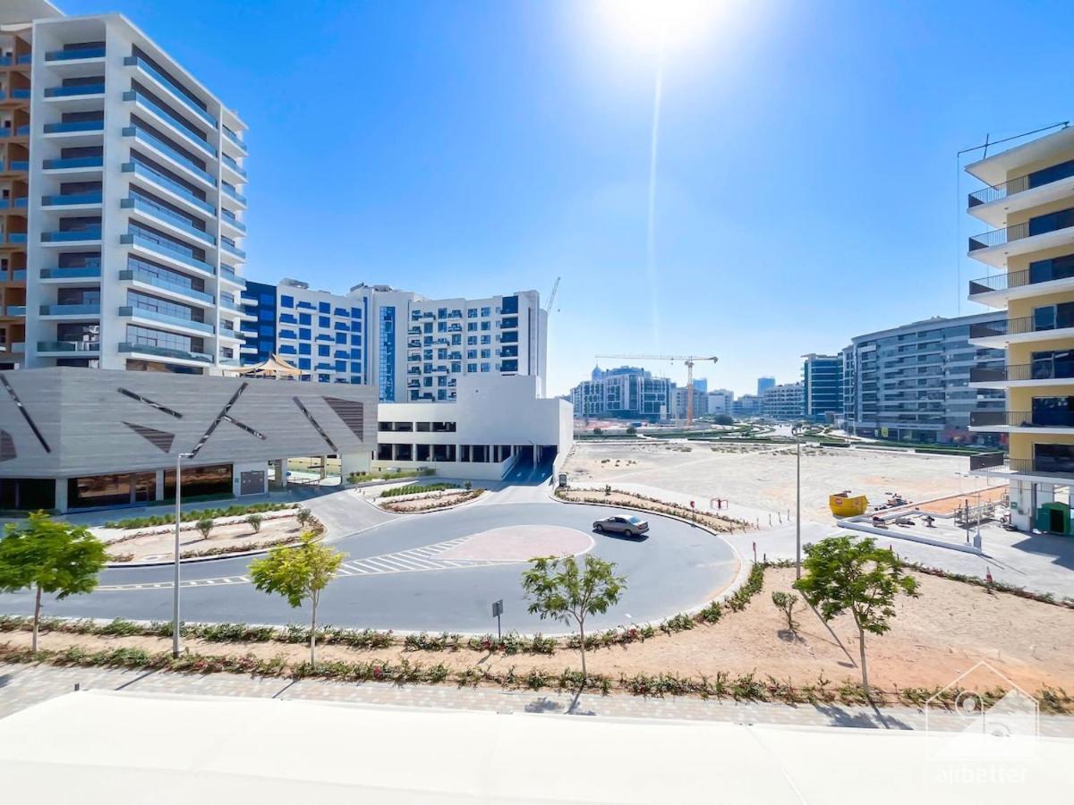 Luxurious In Arjan With Balcony & Views *
