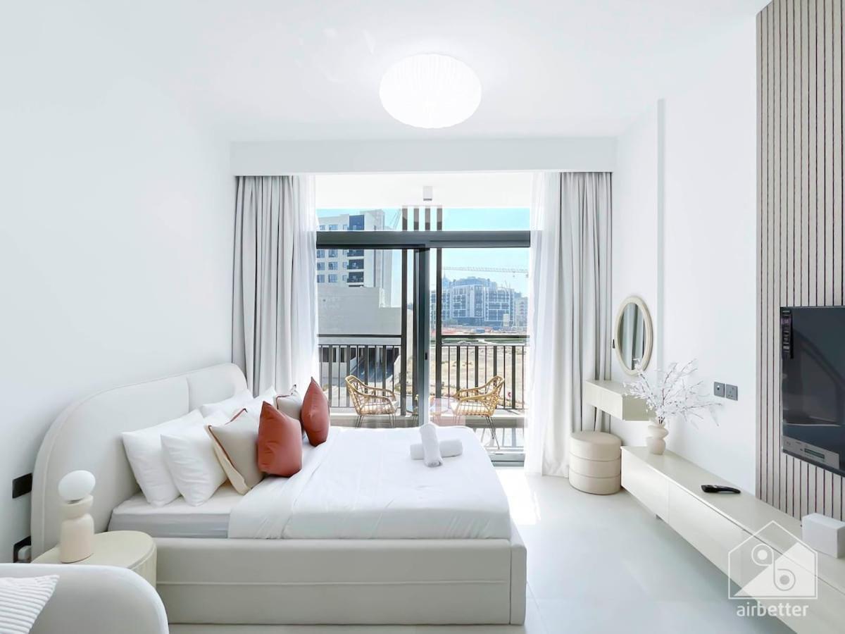 Luxurious In Arjan With Balcony & Views * Dubai