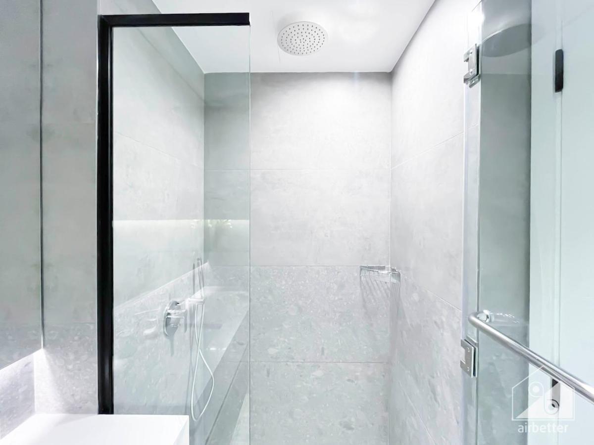Luxurious In Arjan With Balcony & Views