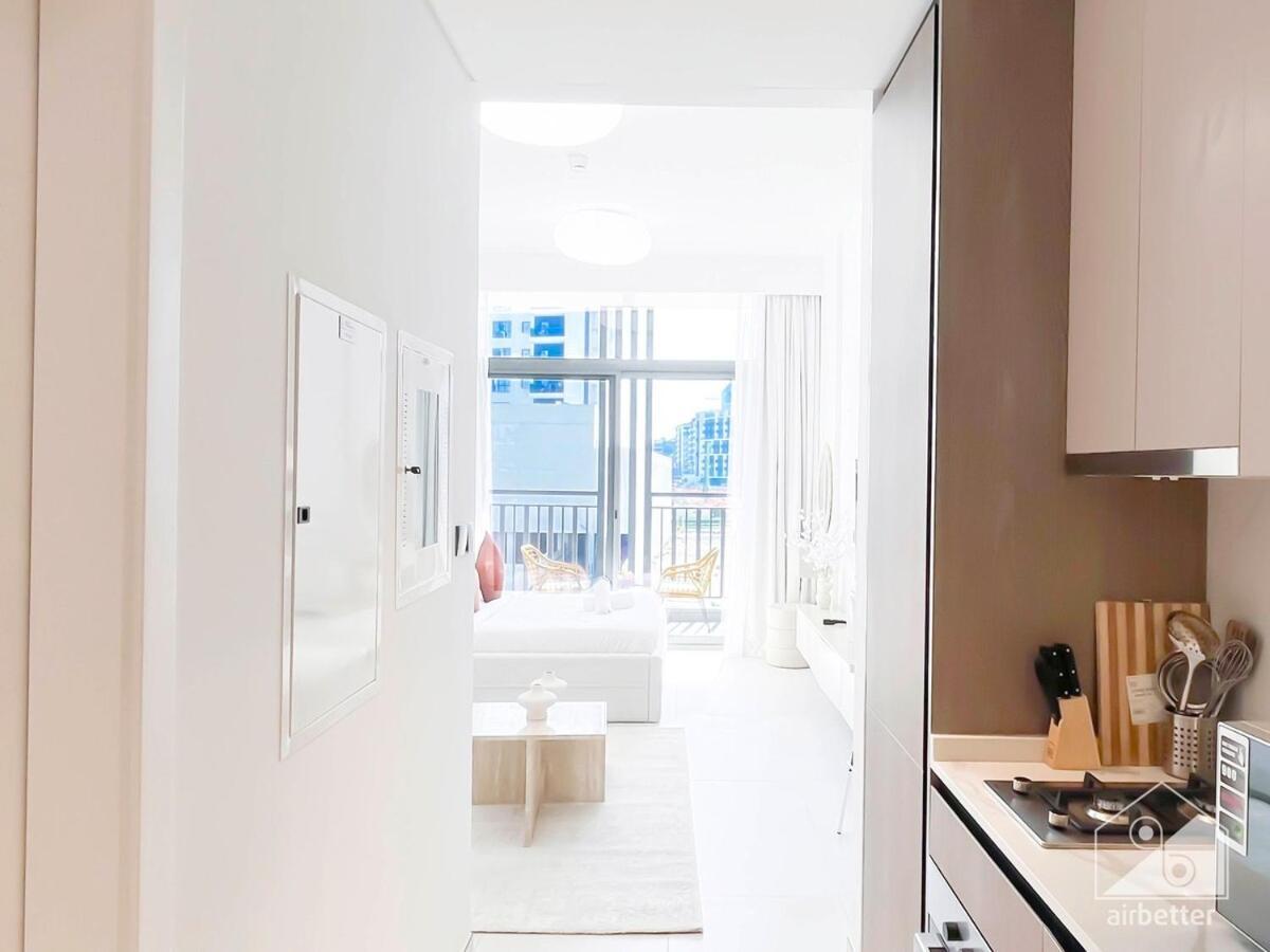 Apartment Luxurious In Arjan With Balcony & Views
