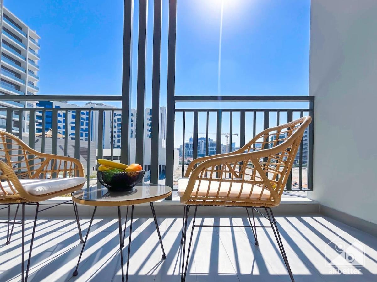 Luxurious In Arjan With Balcony & Views *