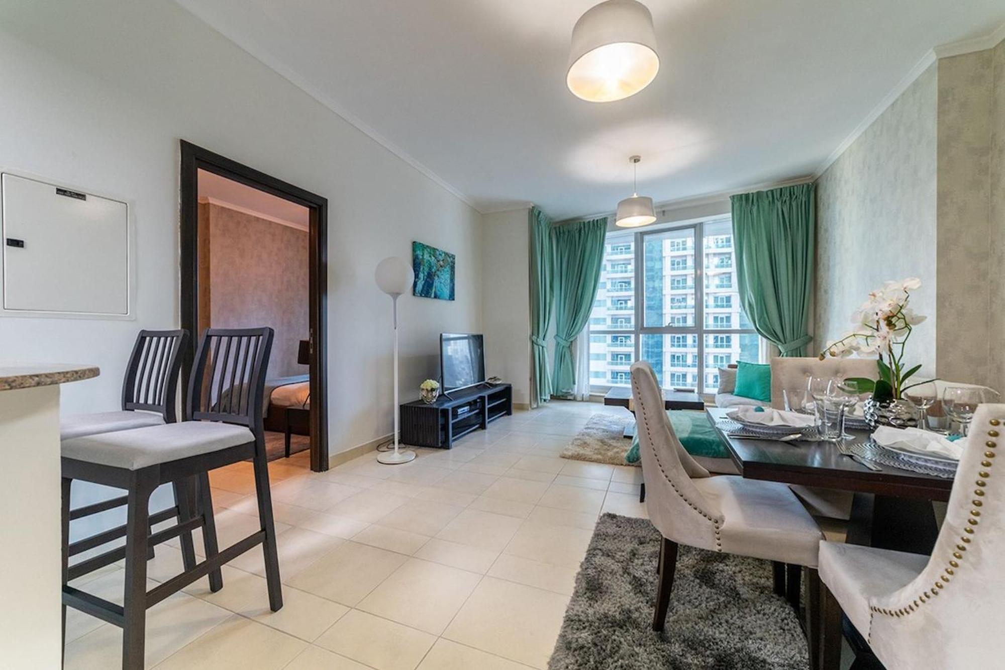 1br With Marina View In Torch Tower, Marina By Pk Holidays * Dubai