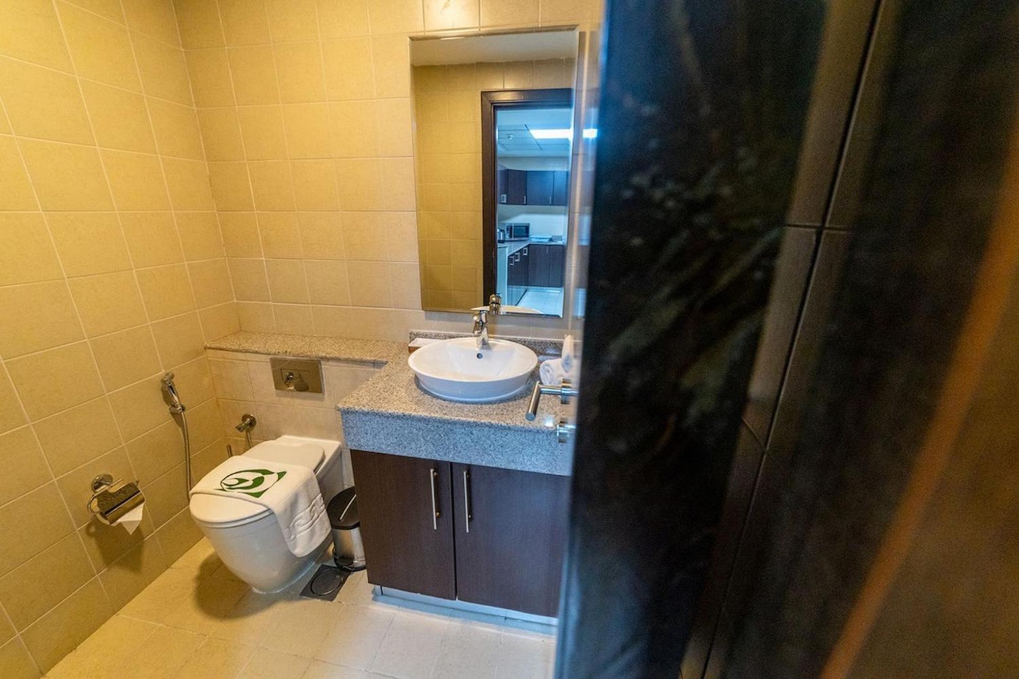 Apartment 1br With Marina View In Torch Tower, Marina By Pk Holidays
