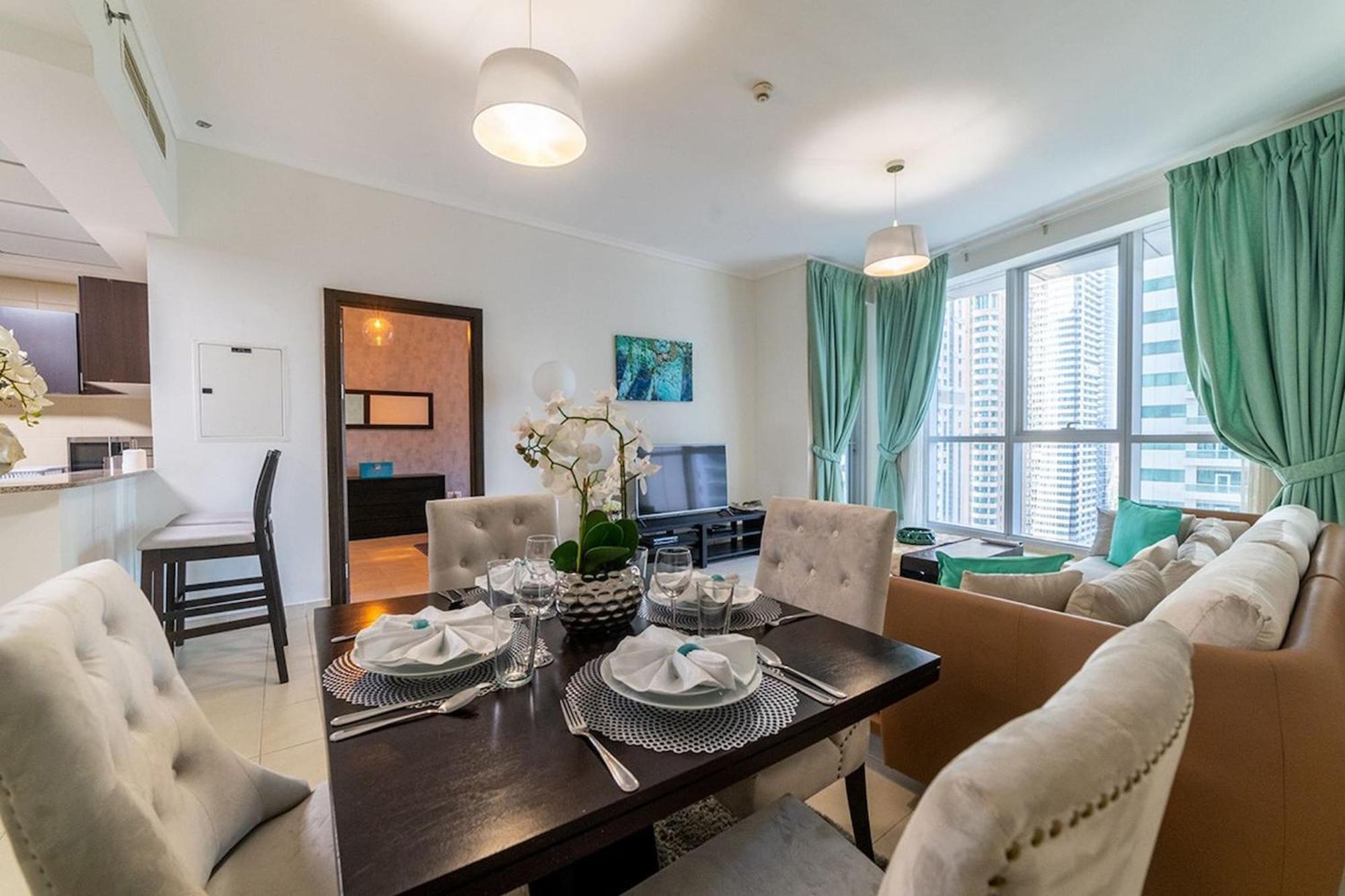 1br With Marina View In Torch Tower, Marina By Pk Holidays Apartment Dubai
