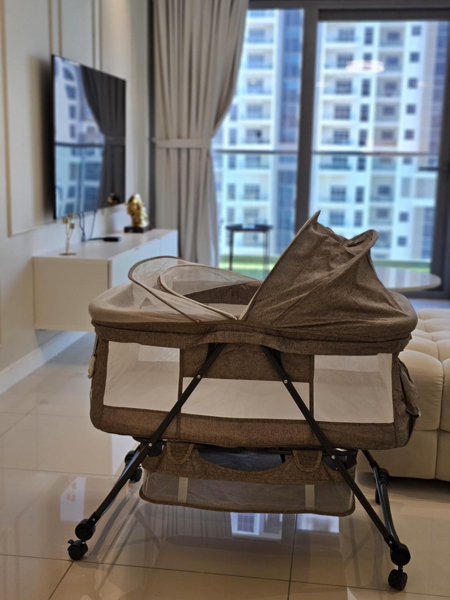 Apartment Spacious Luxe Family With Canal & Burj Khalifa View