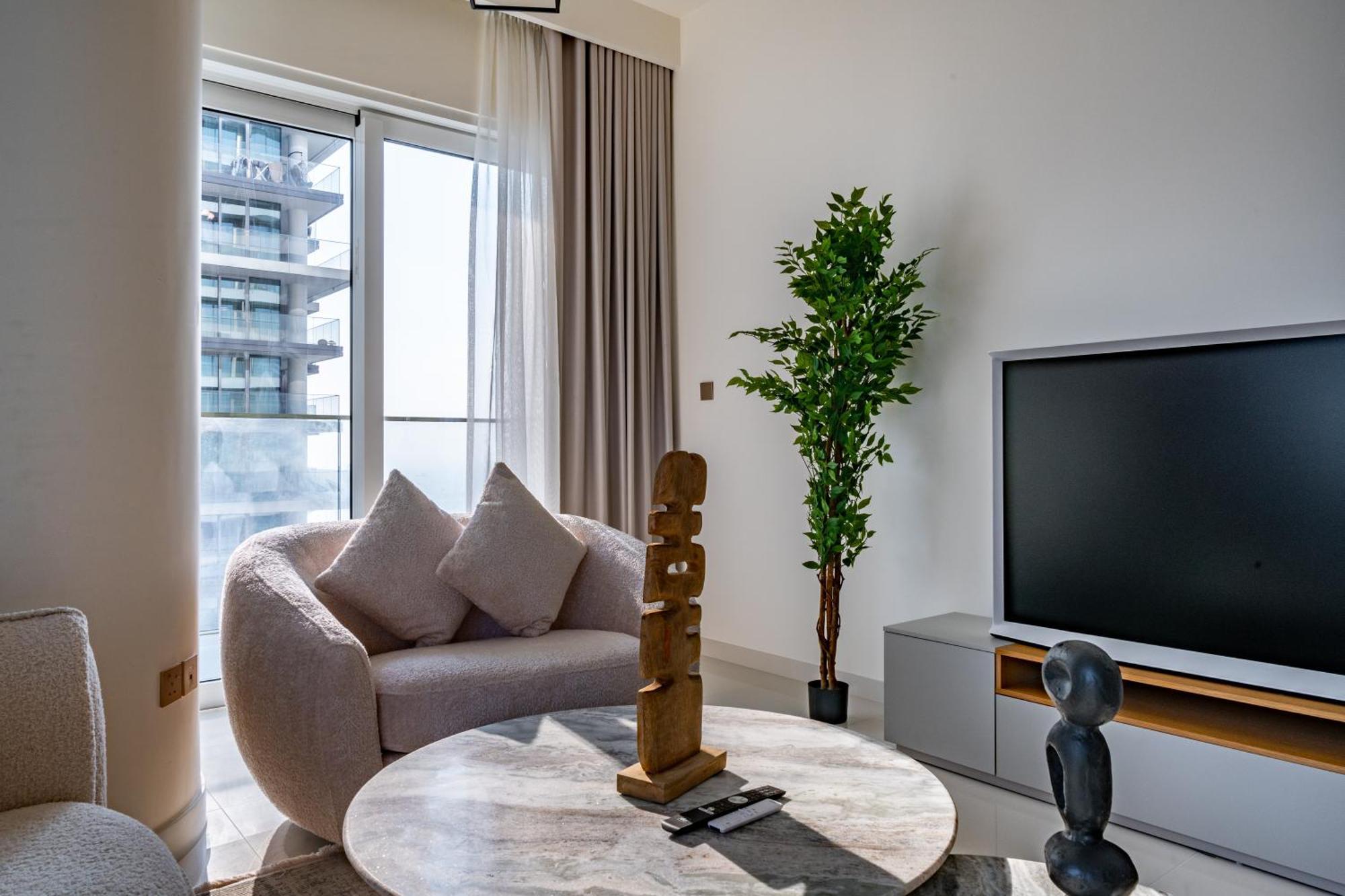 Apartment Homes Beyond I Brand New 1 Bedroom With Access