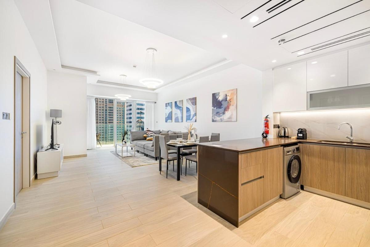 Apartment Medore Brand New 1 And A Half Bedroom Dubai