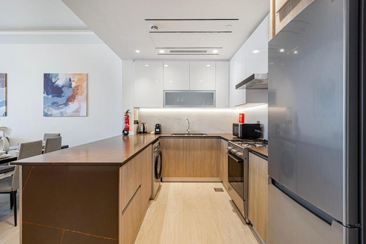 Apartment Medore Brand New 1 And A Half Bedroom Dubai