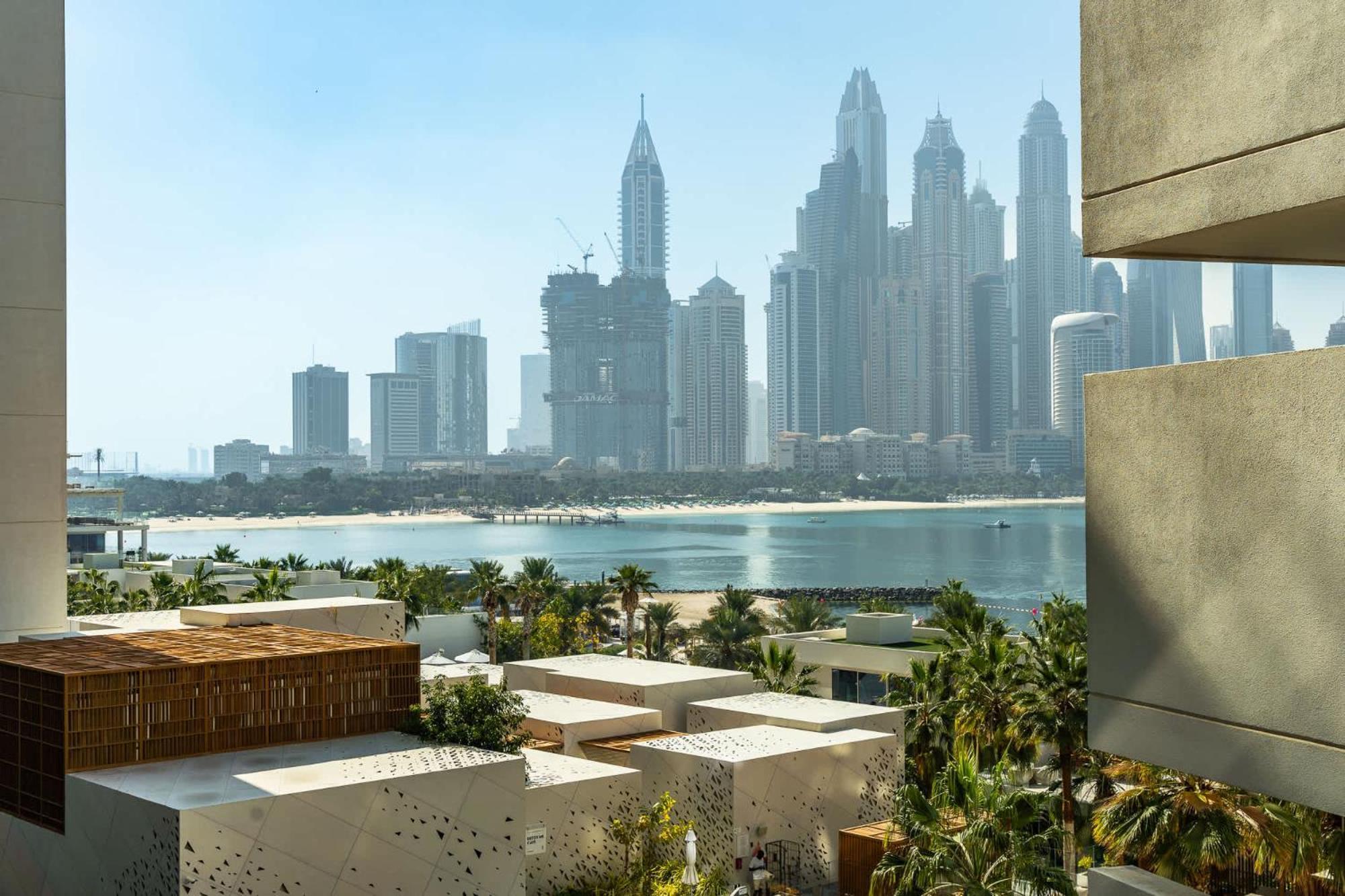 Apartment High-end Quality In Five Palm Jumeirah