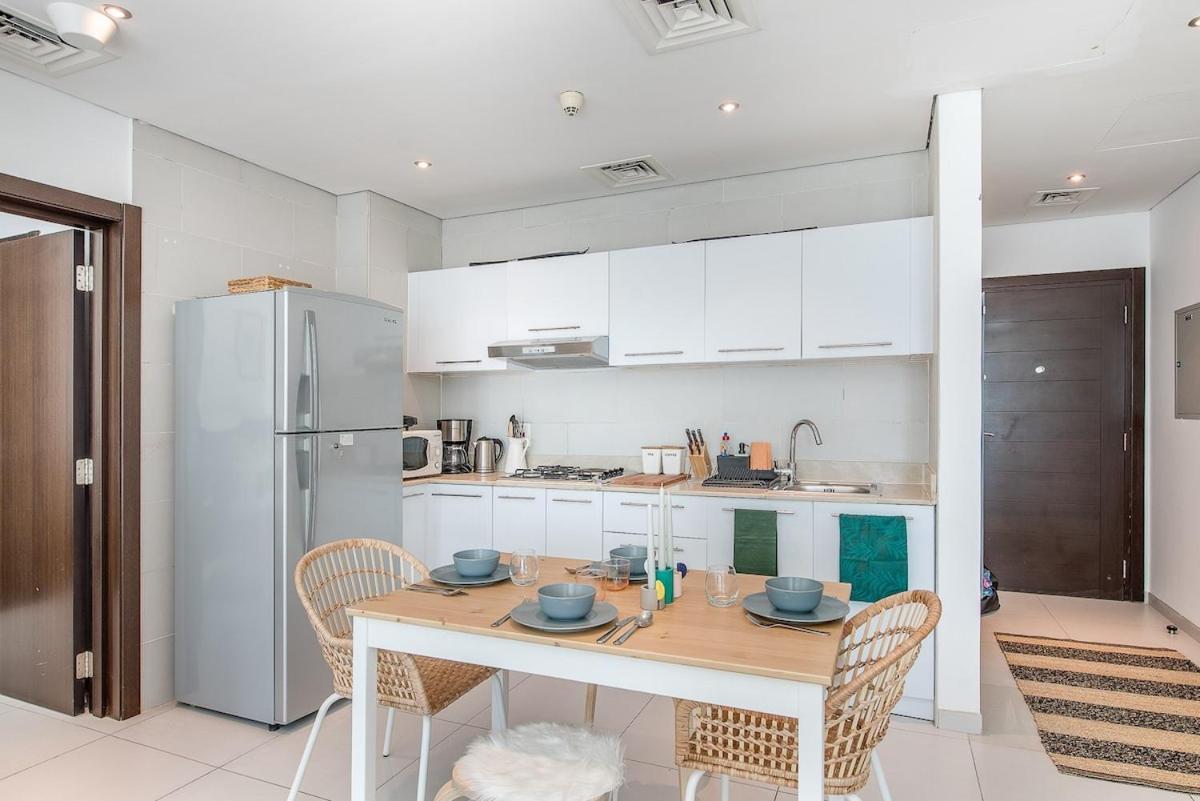 Amazing 1-bedroom For 4 With Rooftop Pool-dubai Marina Dubai