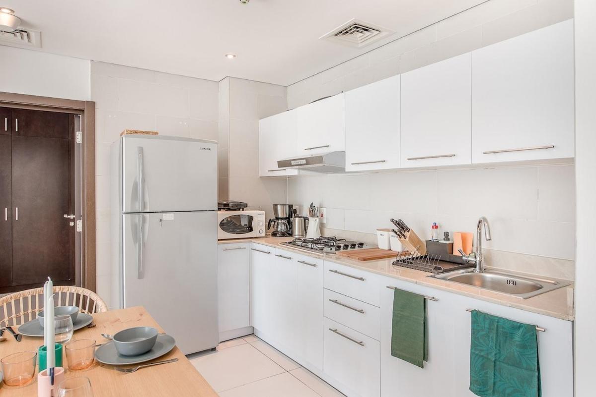 Amazing 1-bedroom For 4 With Rooftop Pool-dubai Marina Dubai