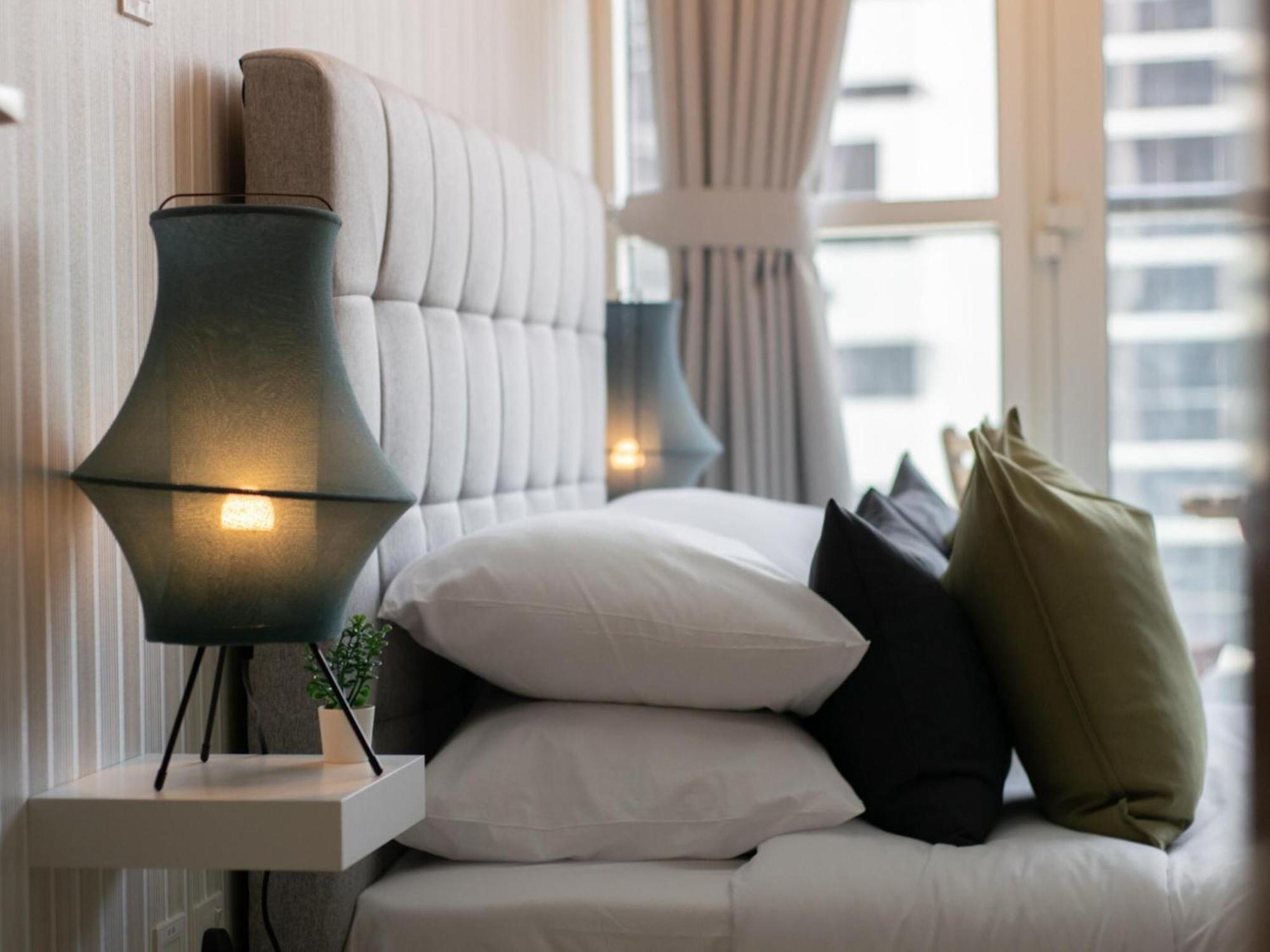 Apartment Luxe Near Mall Burj Khalifa Pool Gym Parking Dubai
