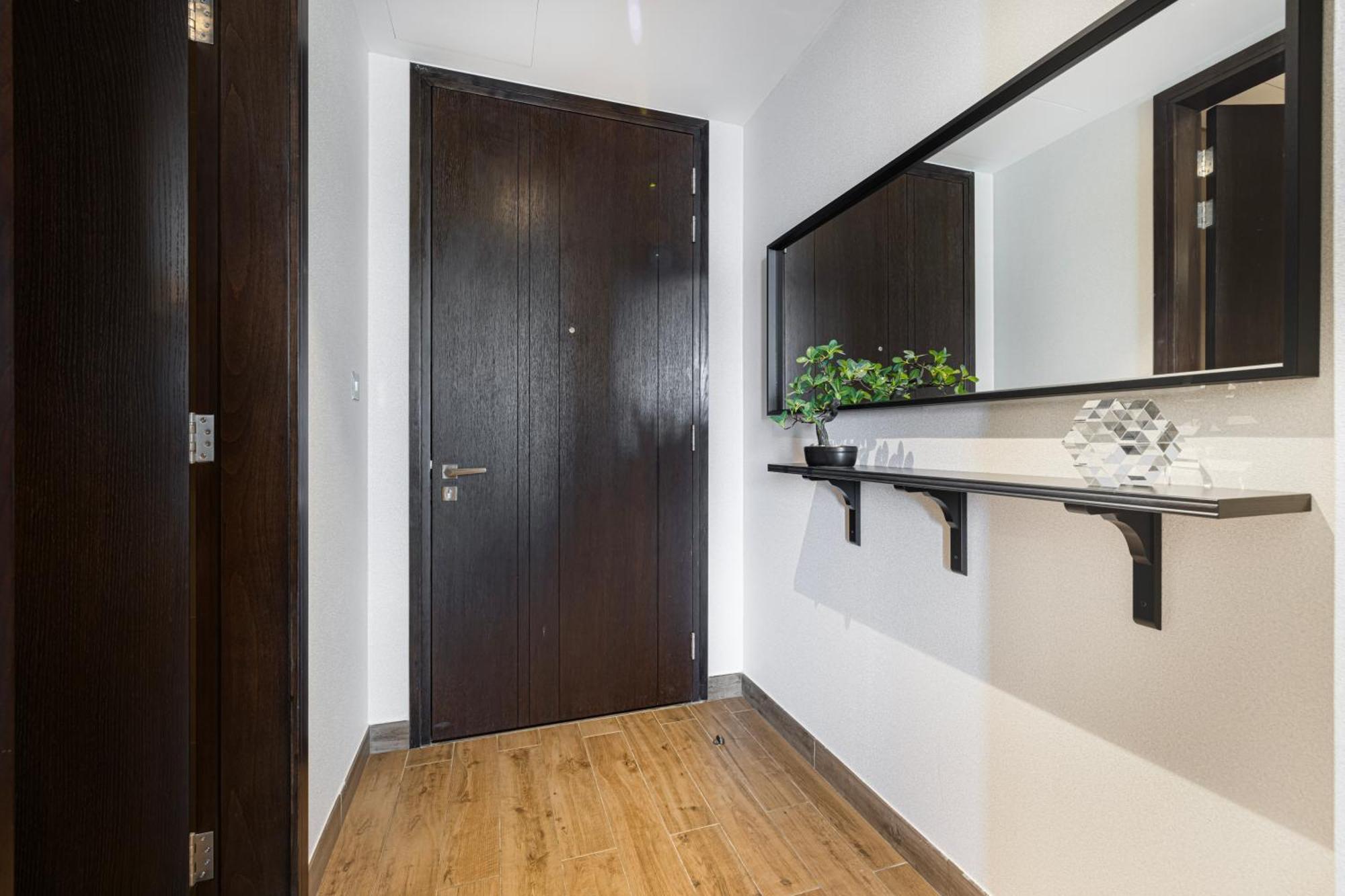 Apartment Livin' Holidays - Luxury In Marina