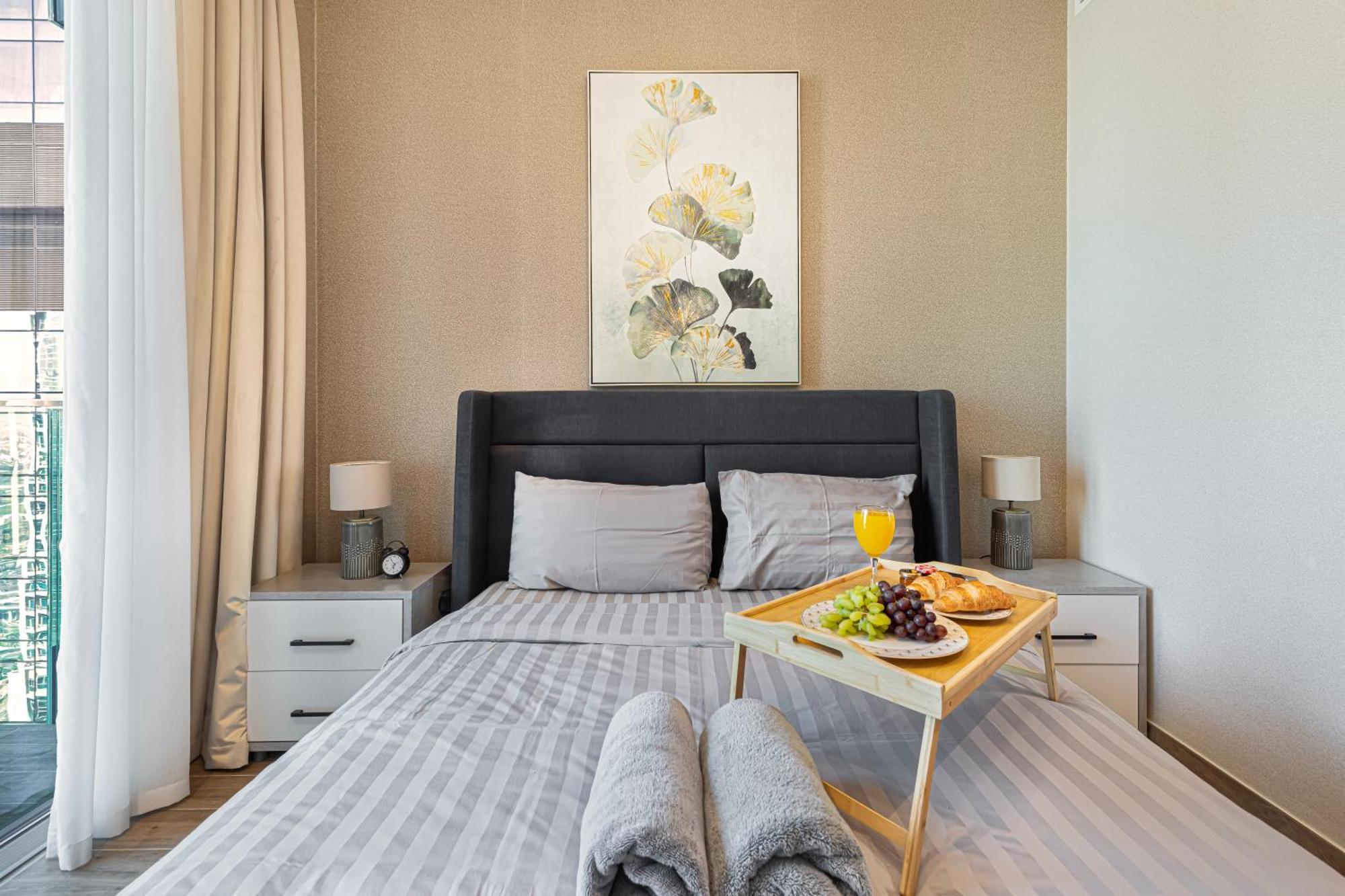 Livin' Holidays - Luxury In Marina * Dubai