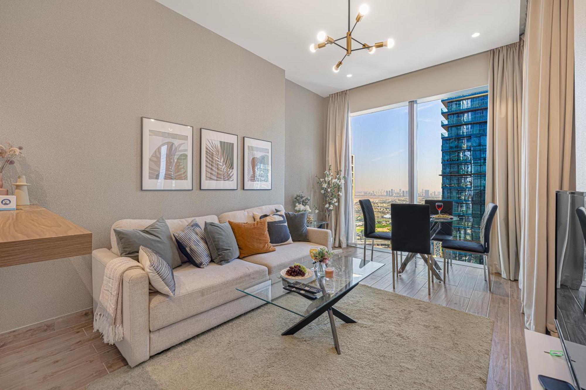 Apartment Livin' Holidays - Luxury In Marina