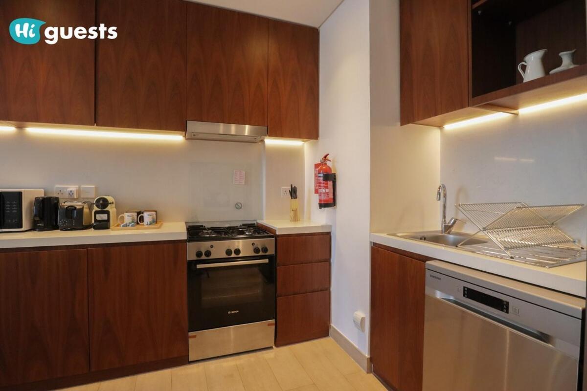 Apartment Higuests - Elegant 1br Retreat With Sea View In La Rive