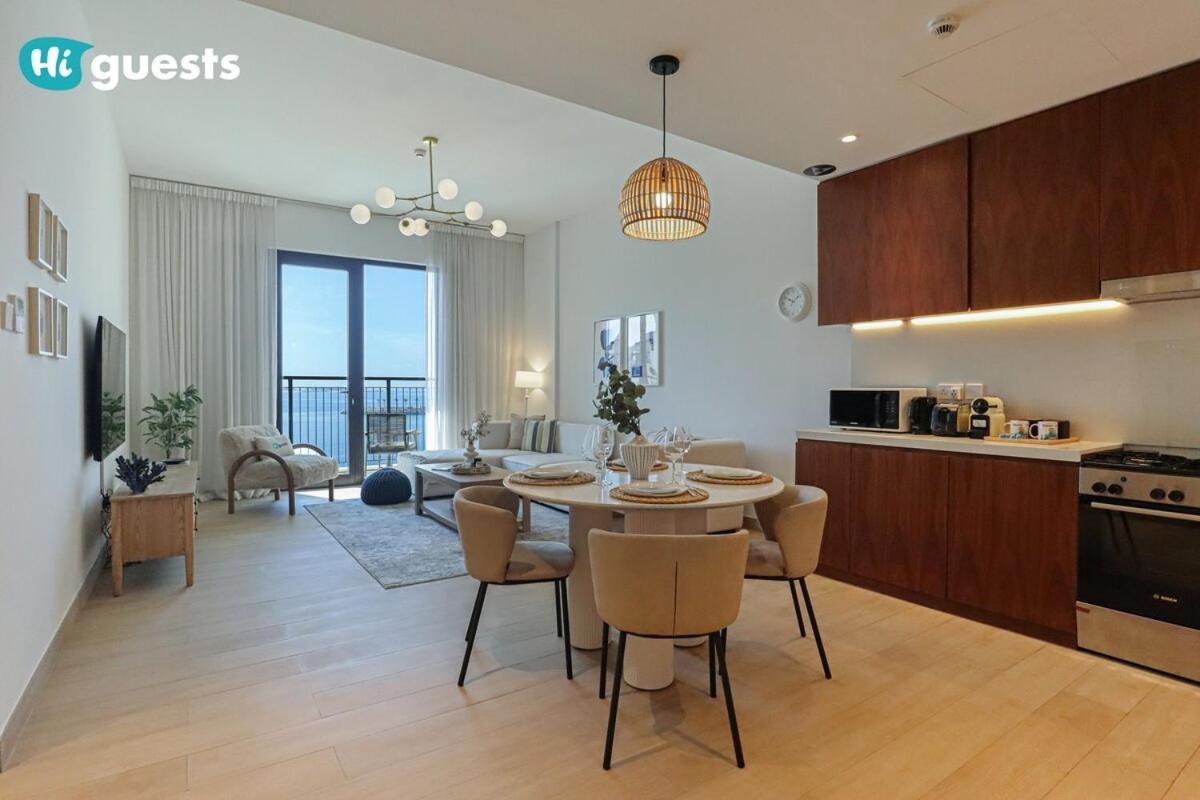 Higuests - Elegant 1br Retreat With Sea View In La Rive Dubai