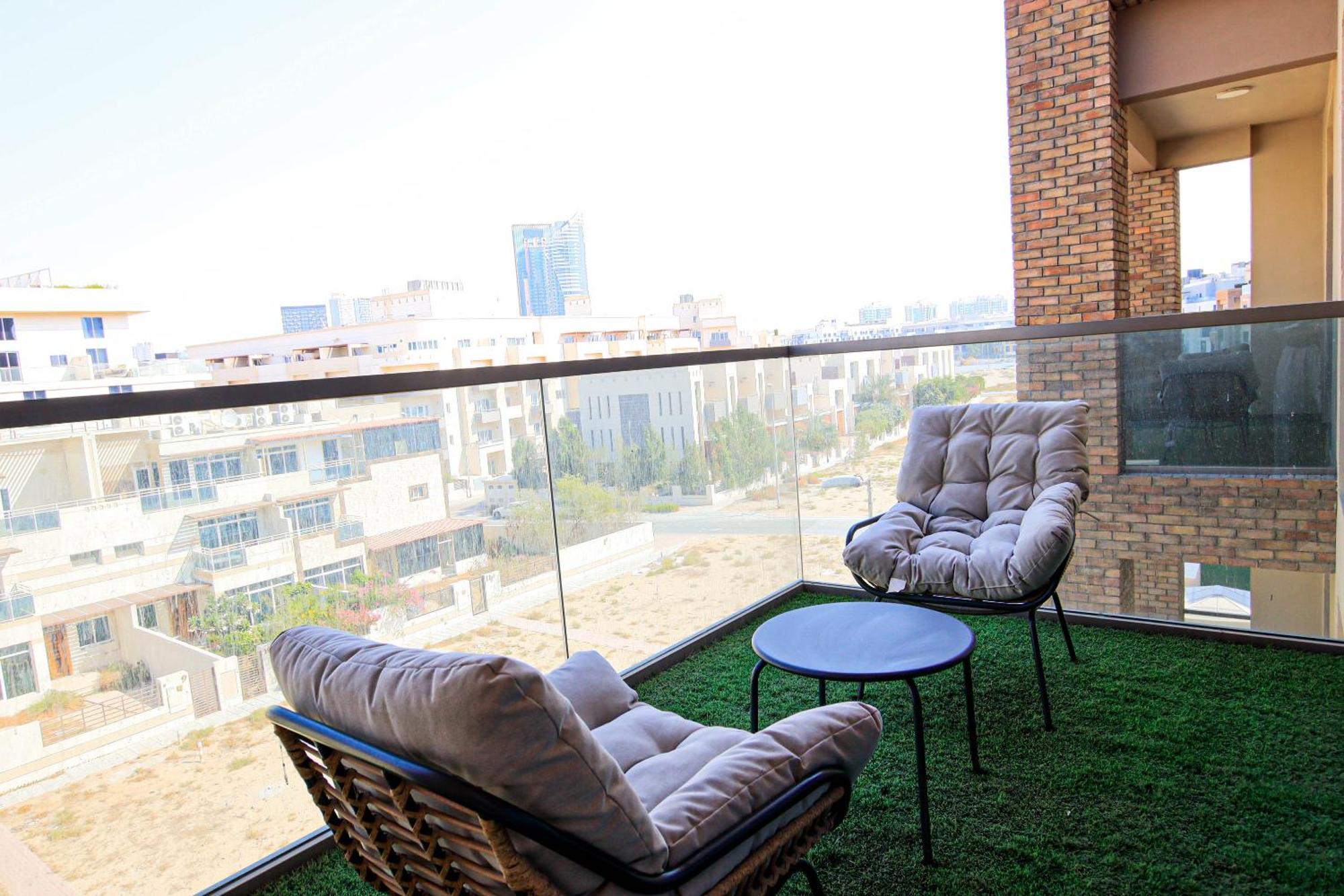 Spacious 2 Bedroom Maids Eleganz In Jvc * Dubai