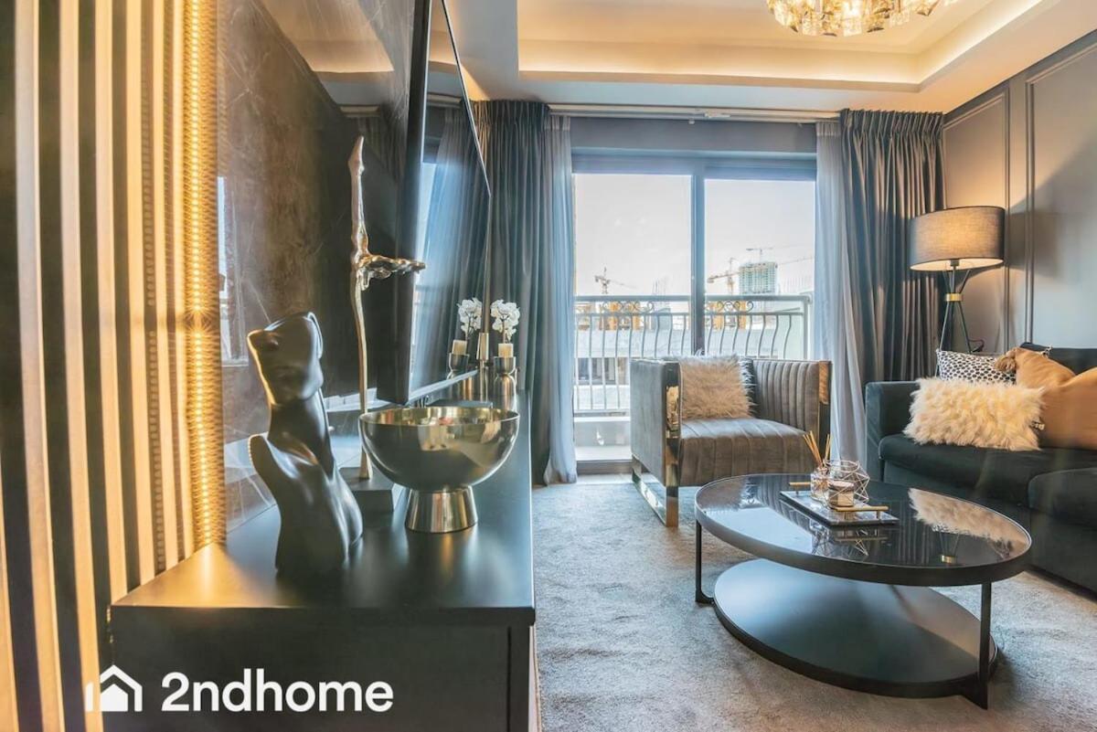Spacious 1 Bedroom Unit With Maids * Dubai