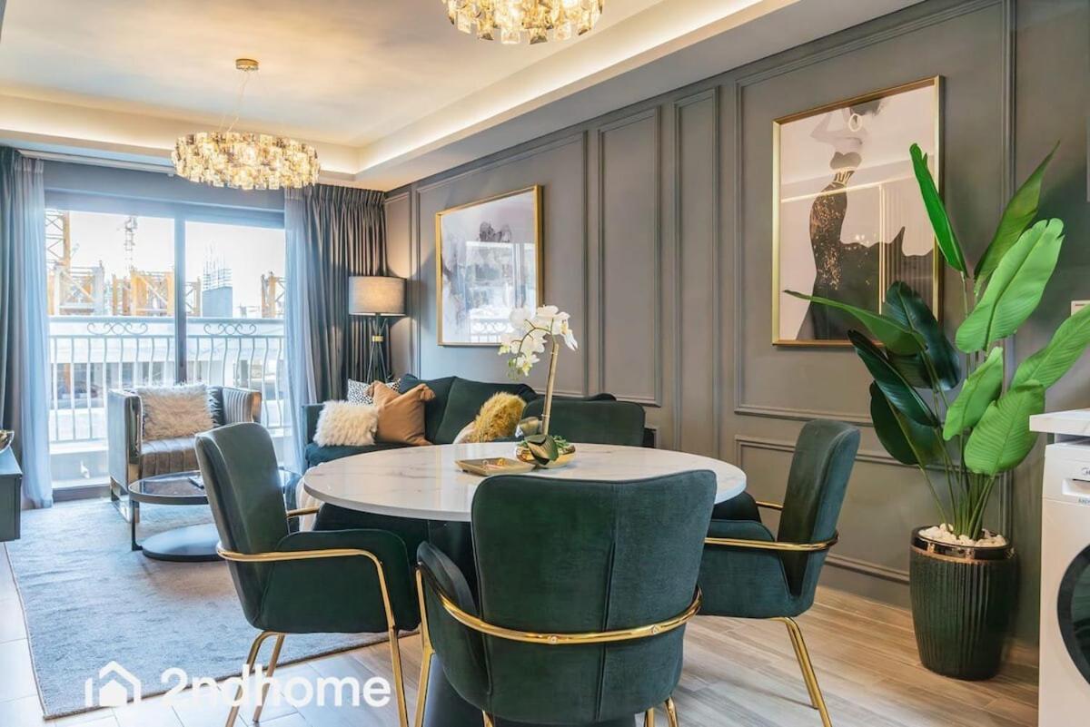 Apartment Spacious 1 Bedroom Unit With Maids Dubai