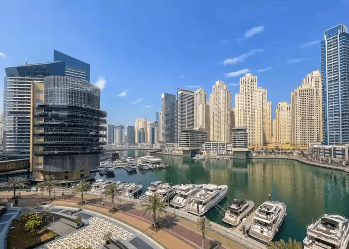 Luxurious 2br Marina View Apartment Dubai