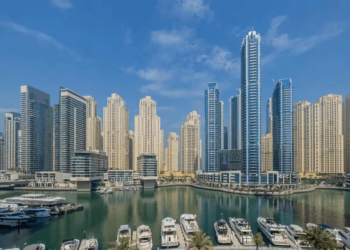 Luxurious 2br Marina View Apartment
