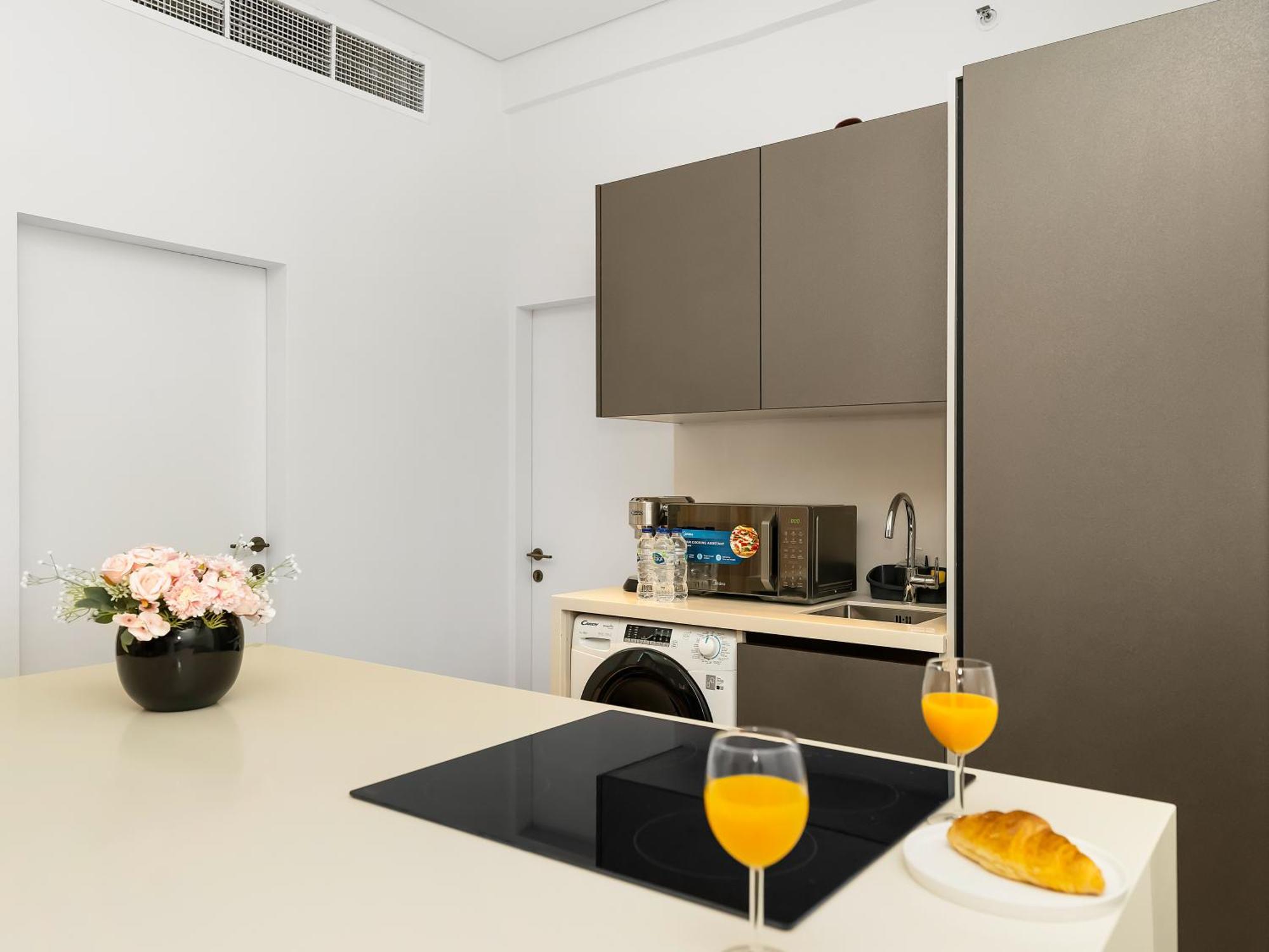 Luxurious 2br Marina View * Dubai