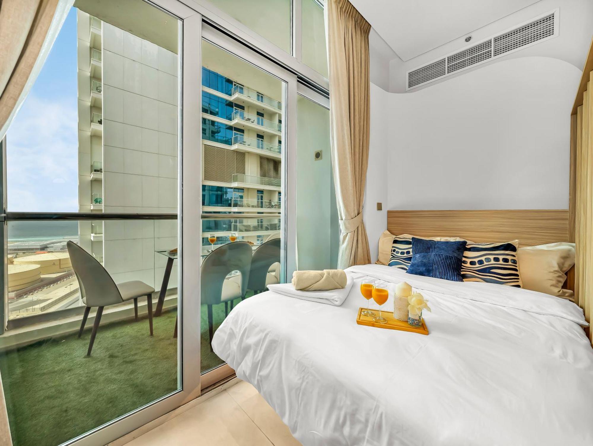 Apartment Luxurious 2br Marina View Dubai