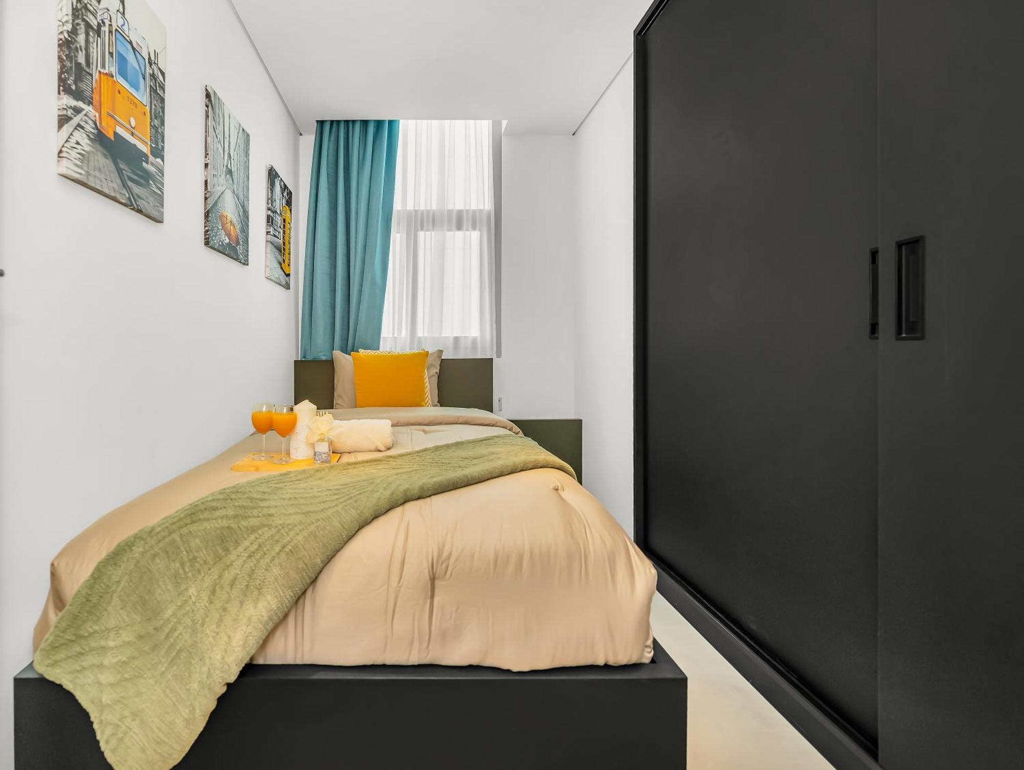 Luxurious 2br Marina View Apartment