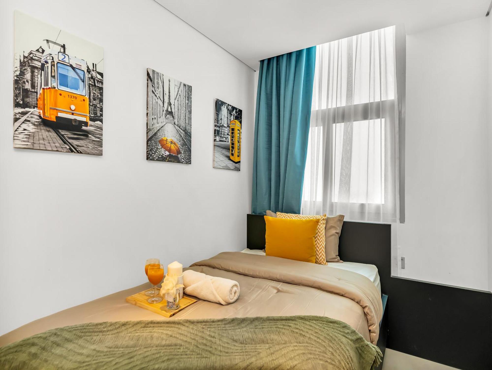 Luxurious 2br Marina View * Dubai