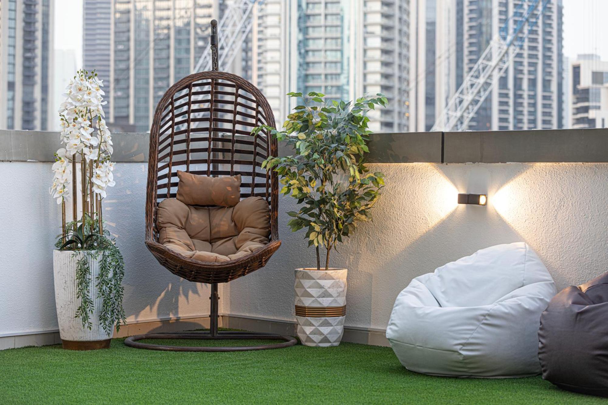 Downtown Views - The Penthouse