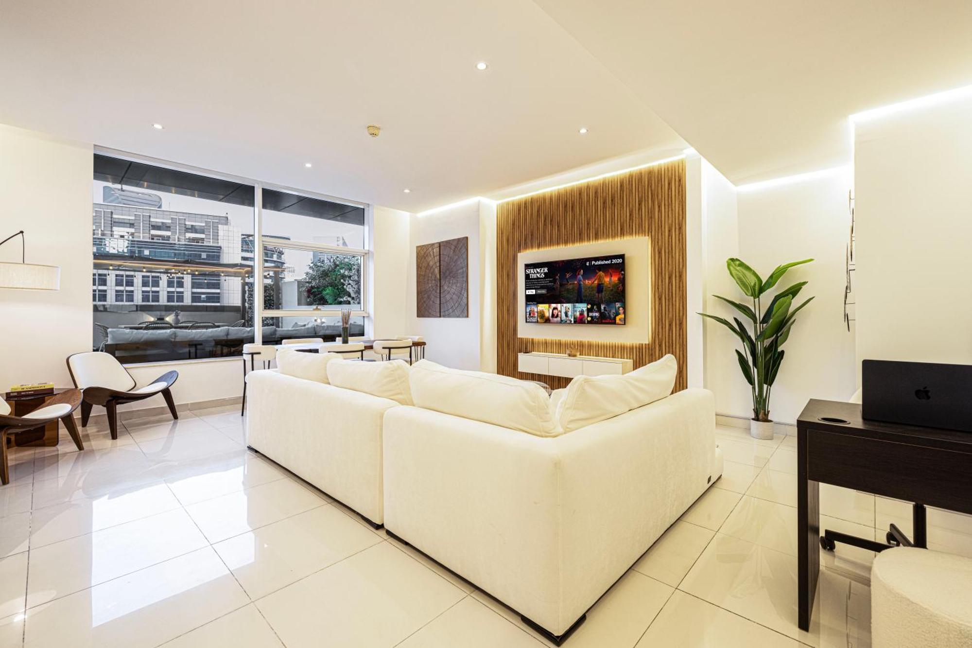 Downtown Views - The Penthouse Apartment Dubai