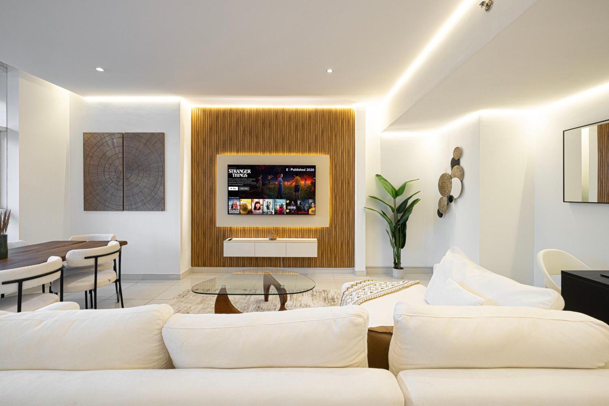 Apartment Downtown Views - The Penthouse