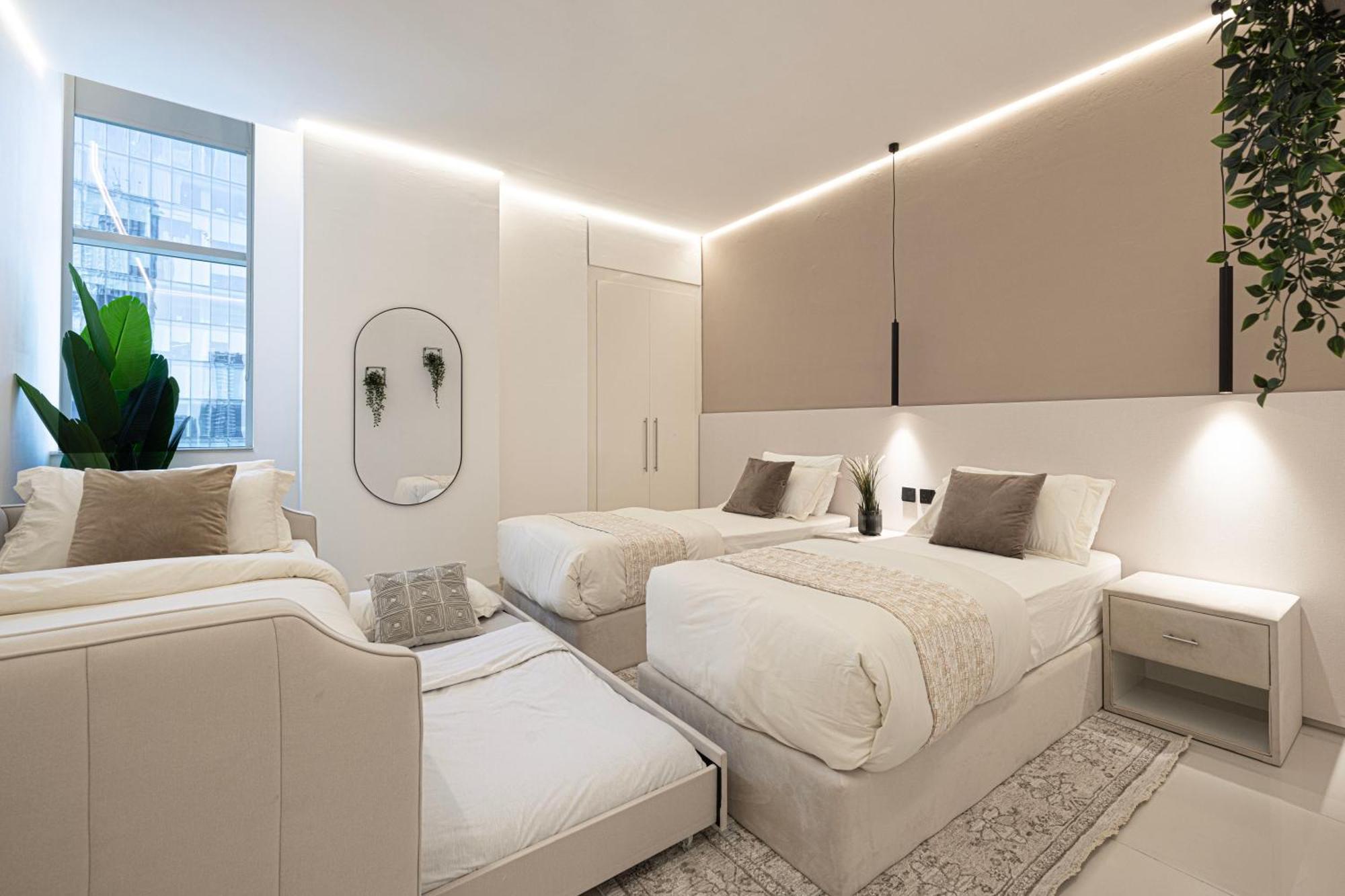 Downtown Views - The Penthouse