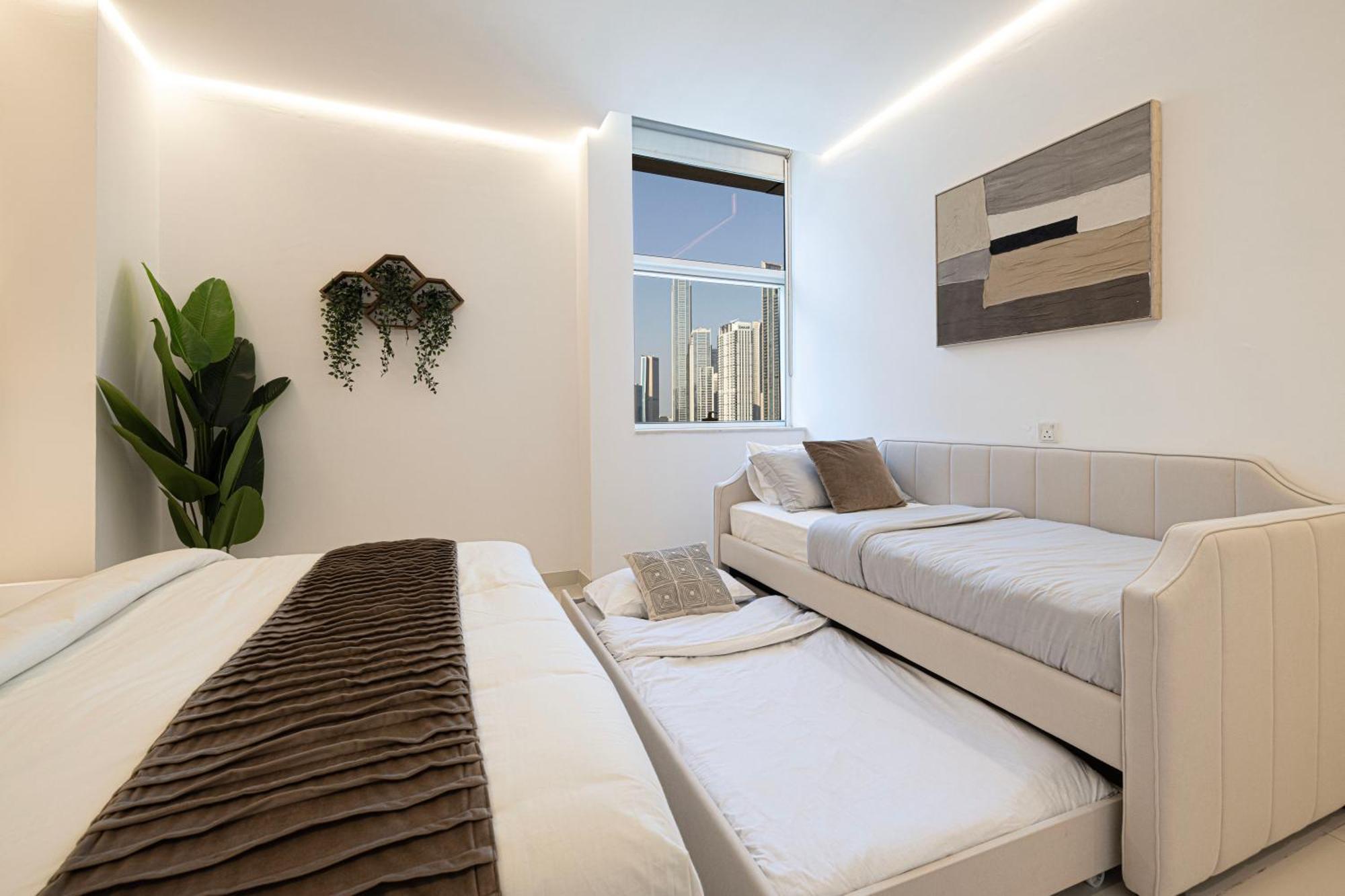 Apartment Downtown Views - The Penthouse *
