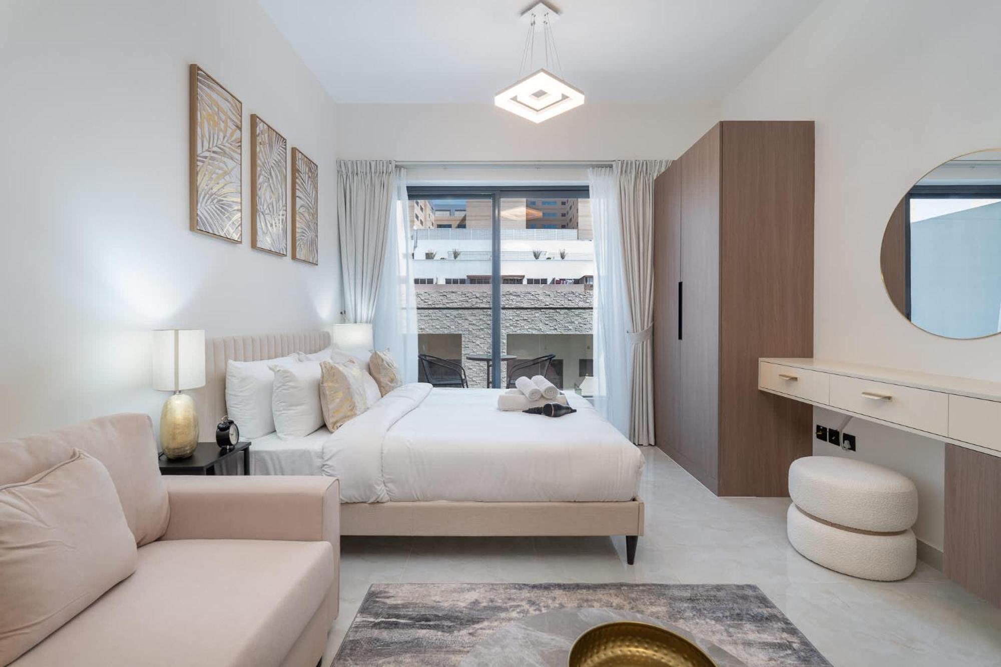 Peaceful Charming Perfect For 4 In Jvc * Dubai