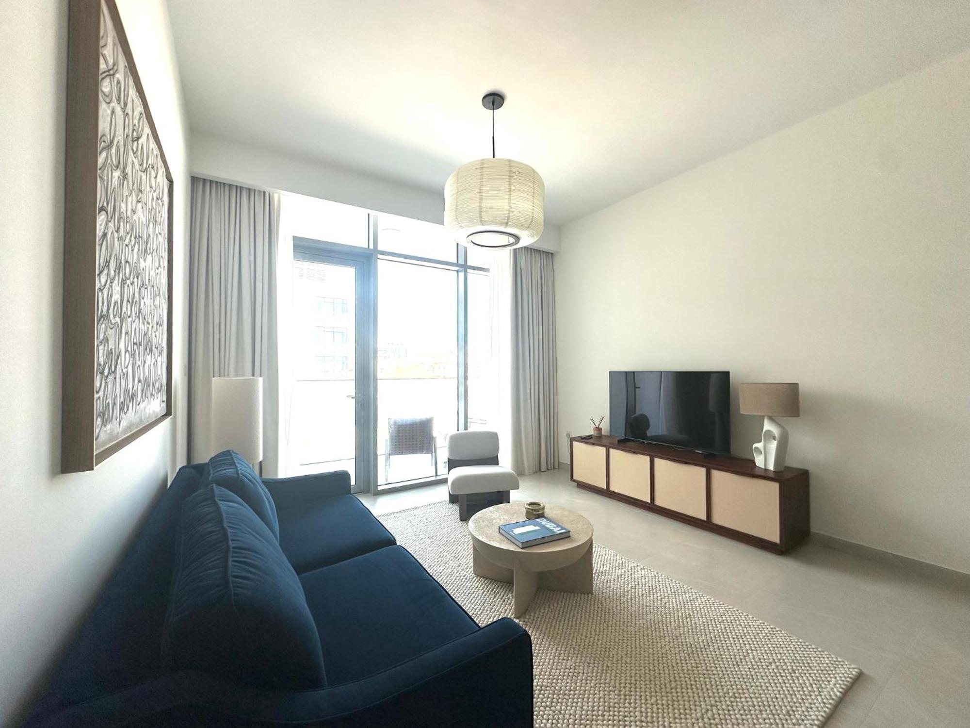 Luxury Jumeirah Canal Front Designer Sleeps4 Dubai