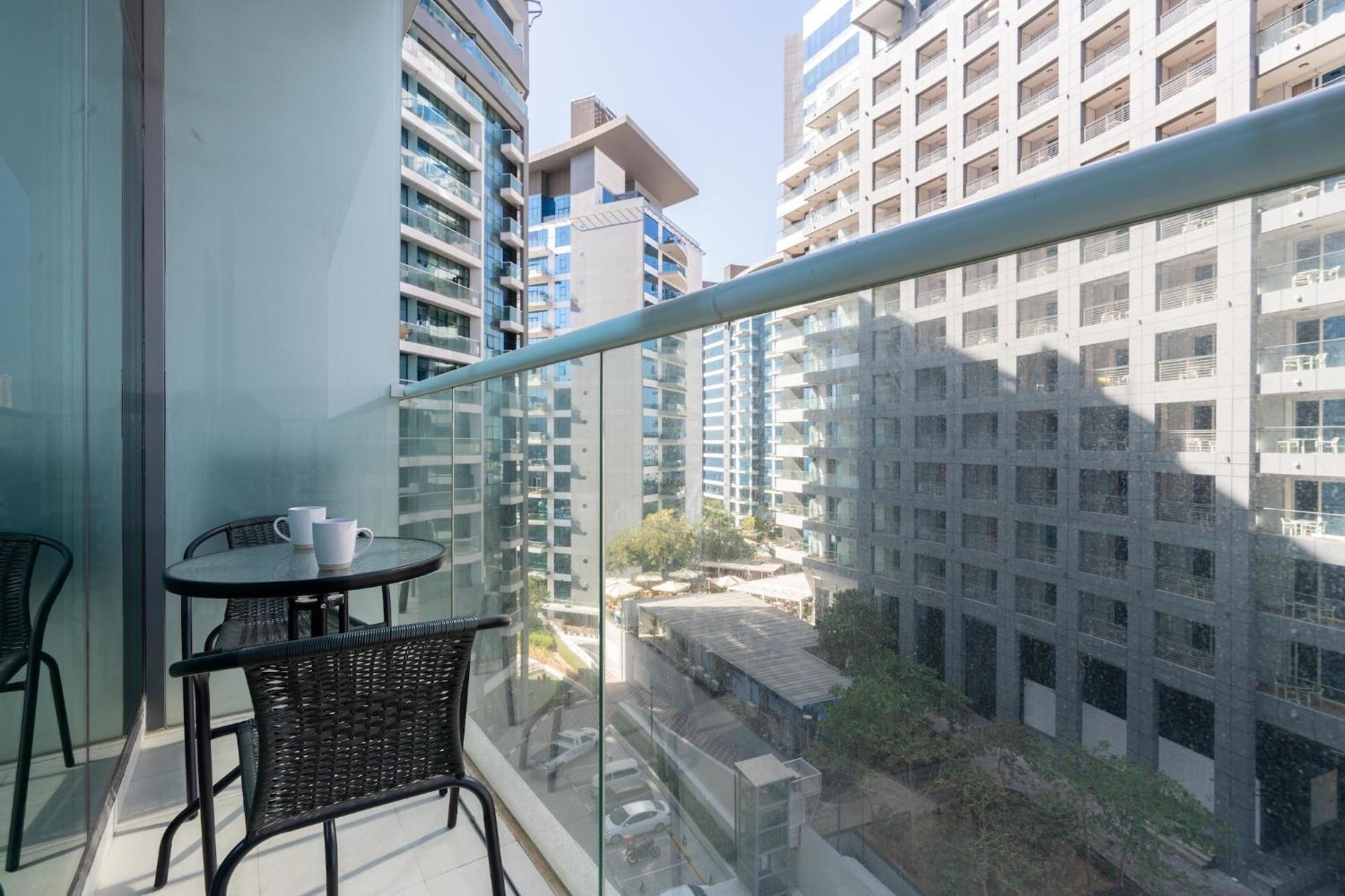 Private & Pools - Palm Jumeirah - Cityapartmentstay Dubai