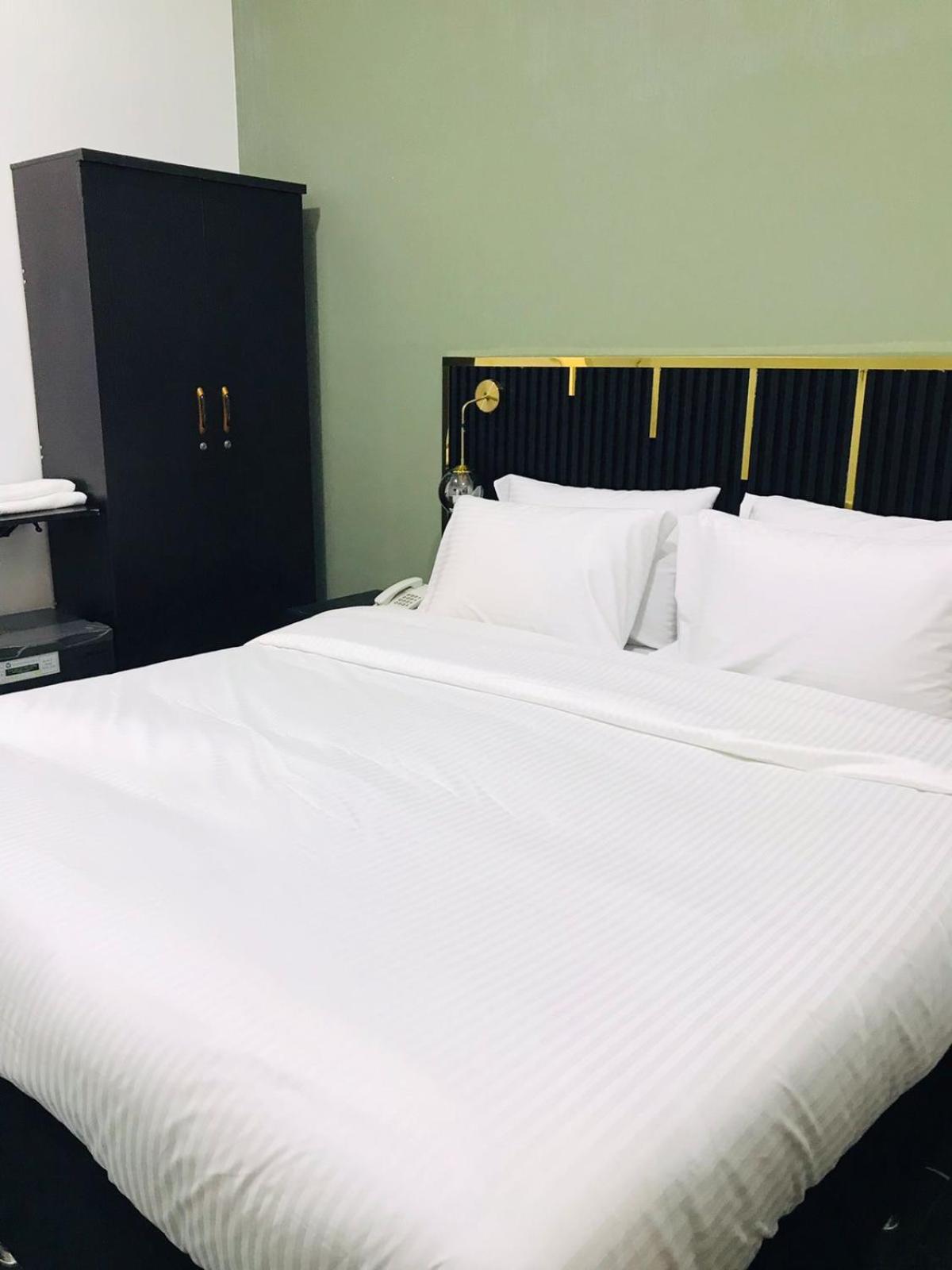 Hotel Zee
