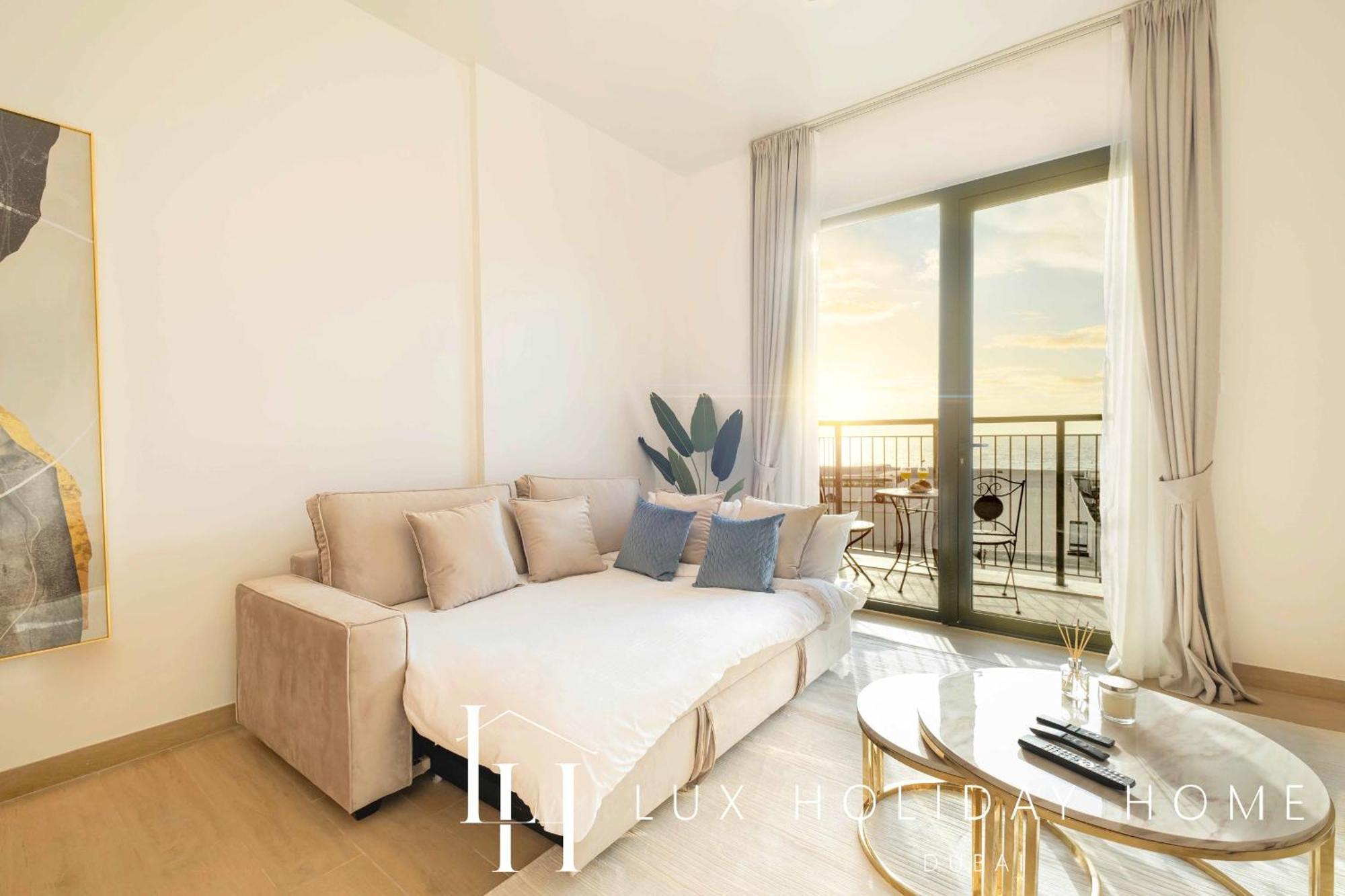 Lux - The La Sea View 3
