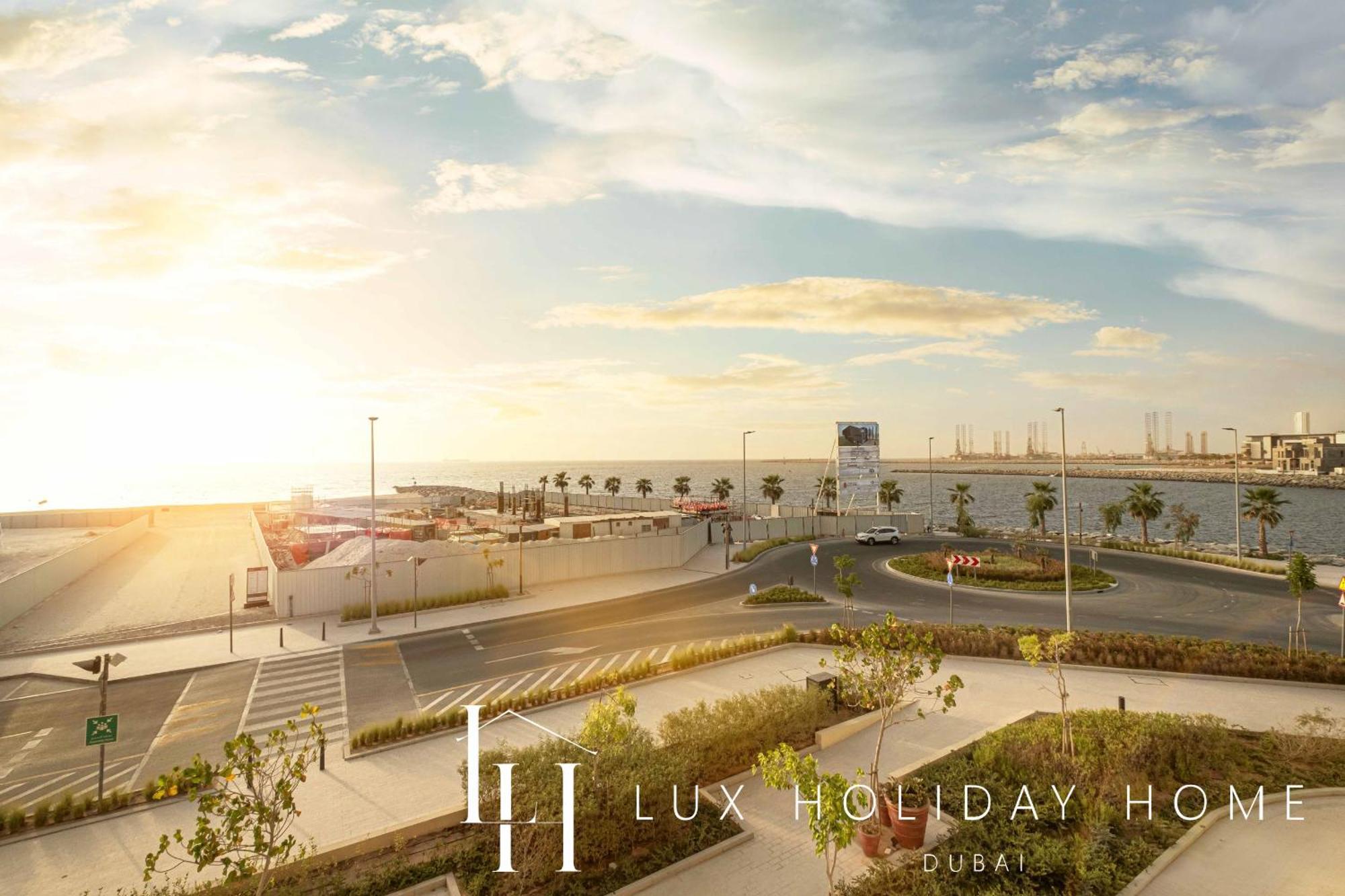 Lux - The La Sea View 3 Apartment Dubai